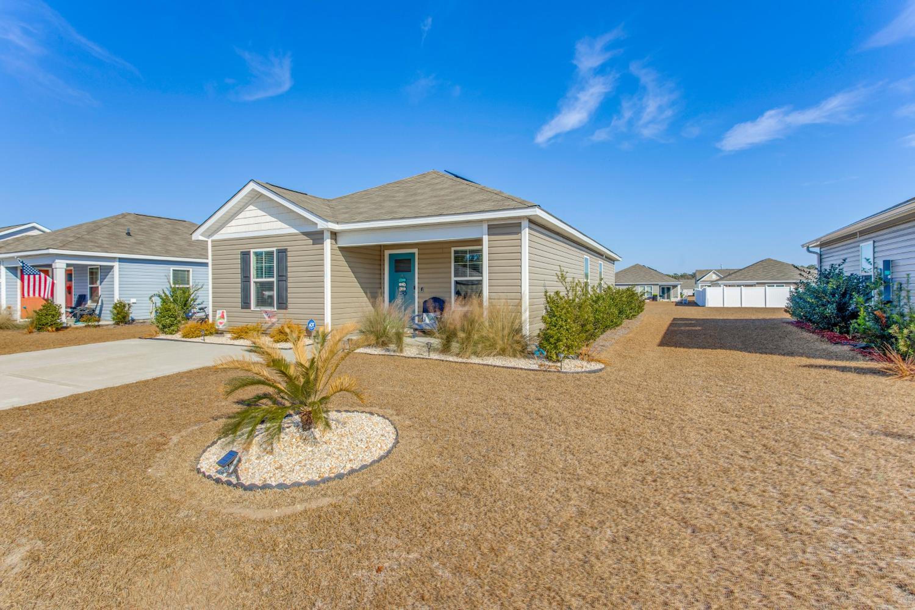 3 Mi to Holden Beach! Family Home with Patio