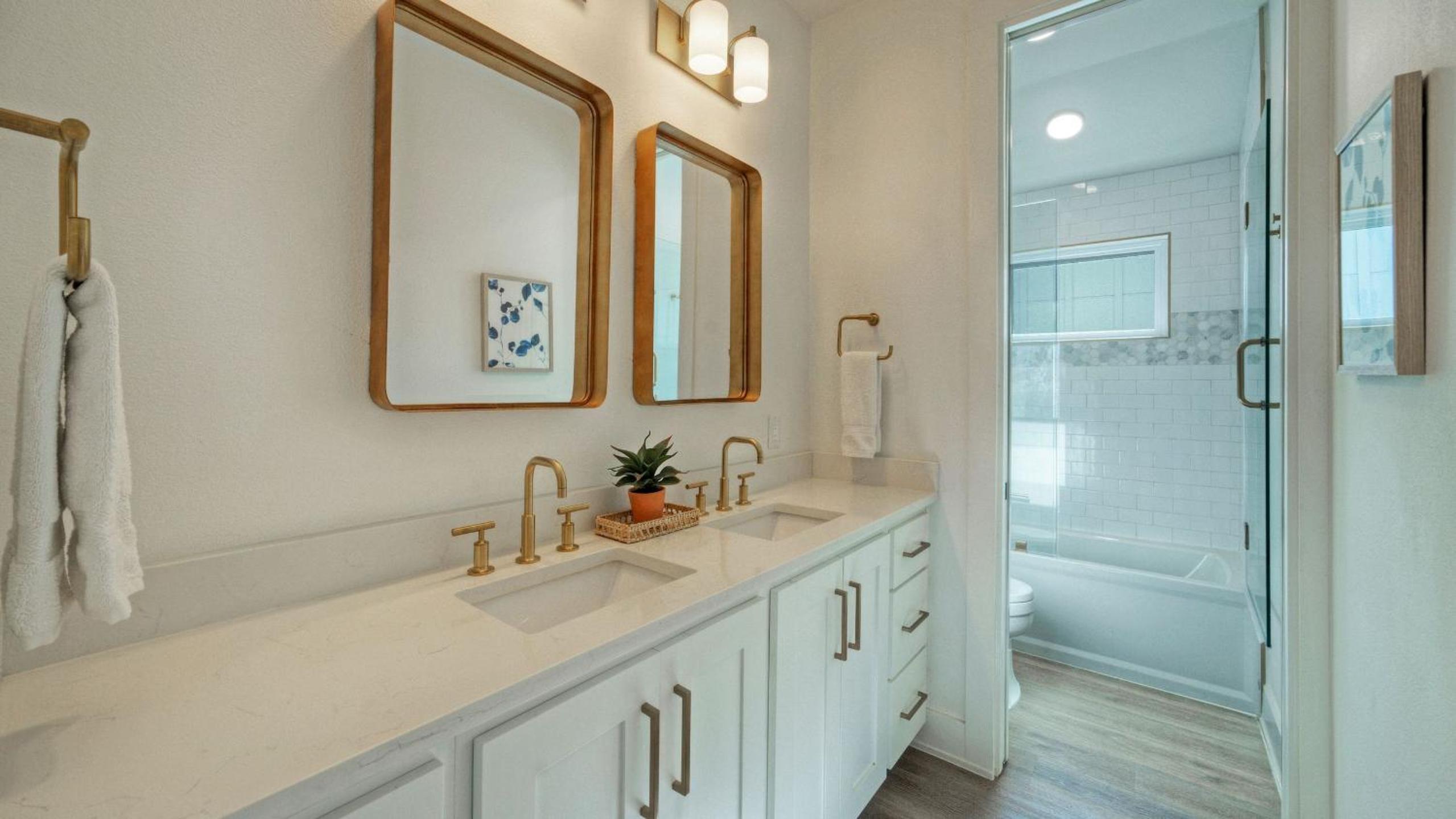 Port Aransas Home with Boardwalk Beach Access Private Pool Sunset Views Coastal Commons by AvantStay