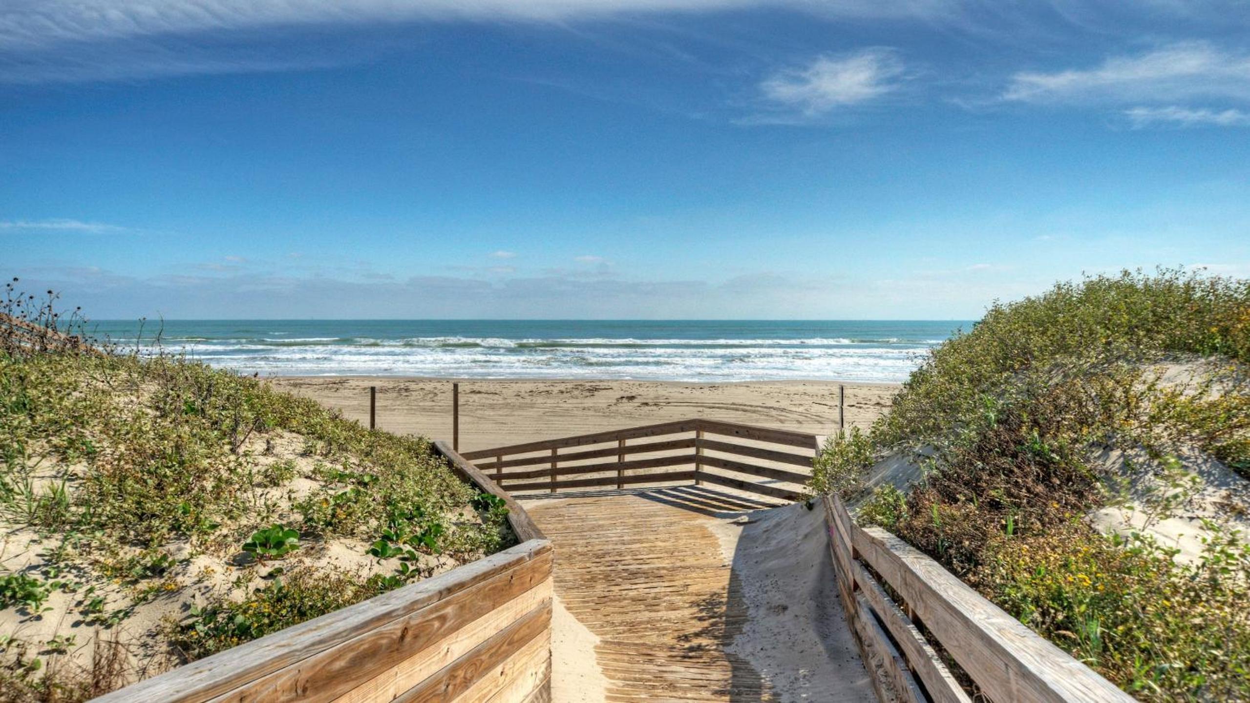 Port Aransas Home with Boardwalk Beach Access Private Pool Sunset Views Coastal Commons by AvantStay