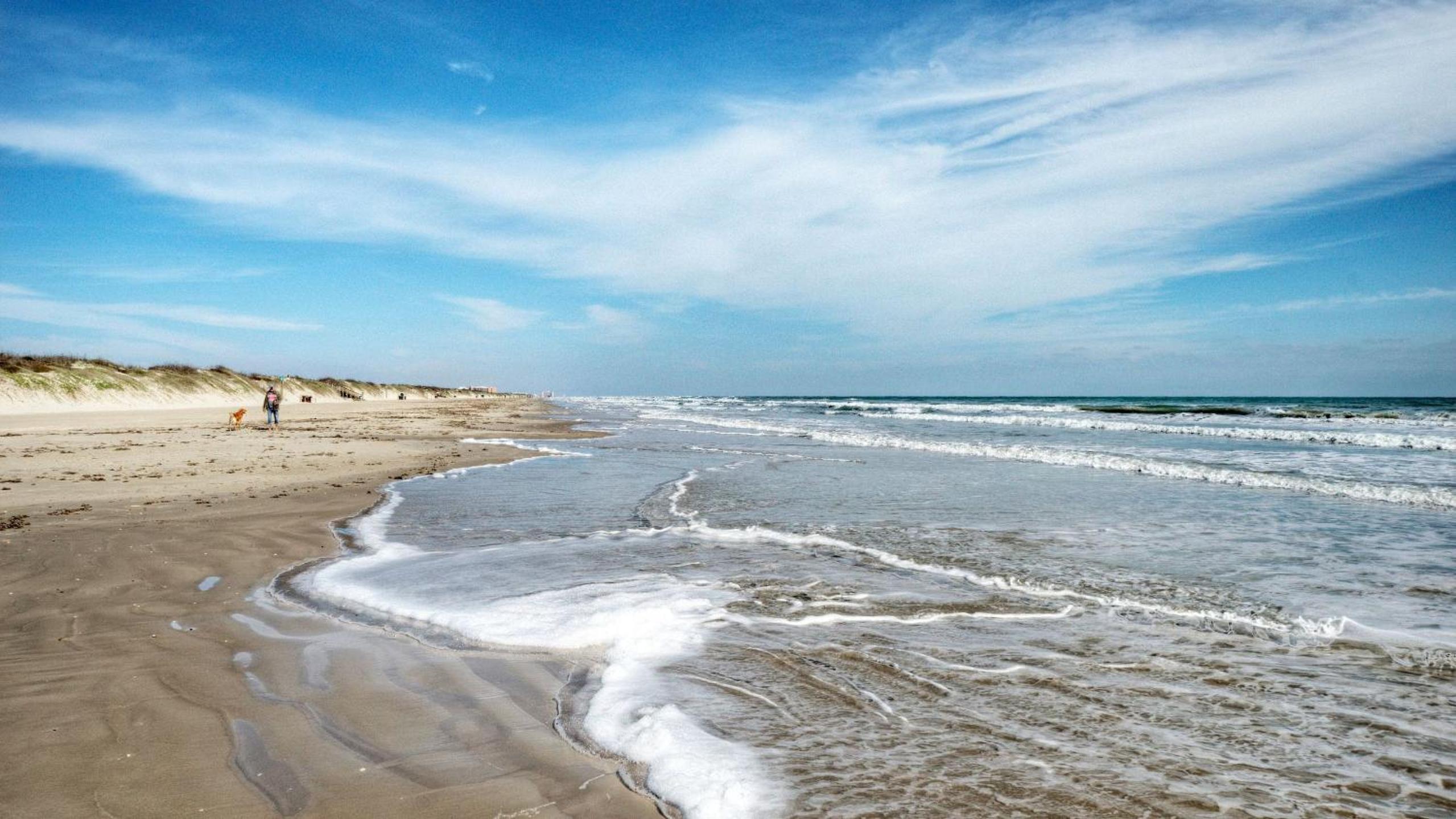 Port Aransas Home with Boardwalk Beach Access Private Pool Sunset Views Coastal Commons by AvantStay
