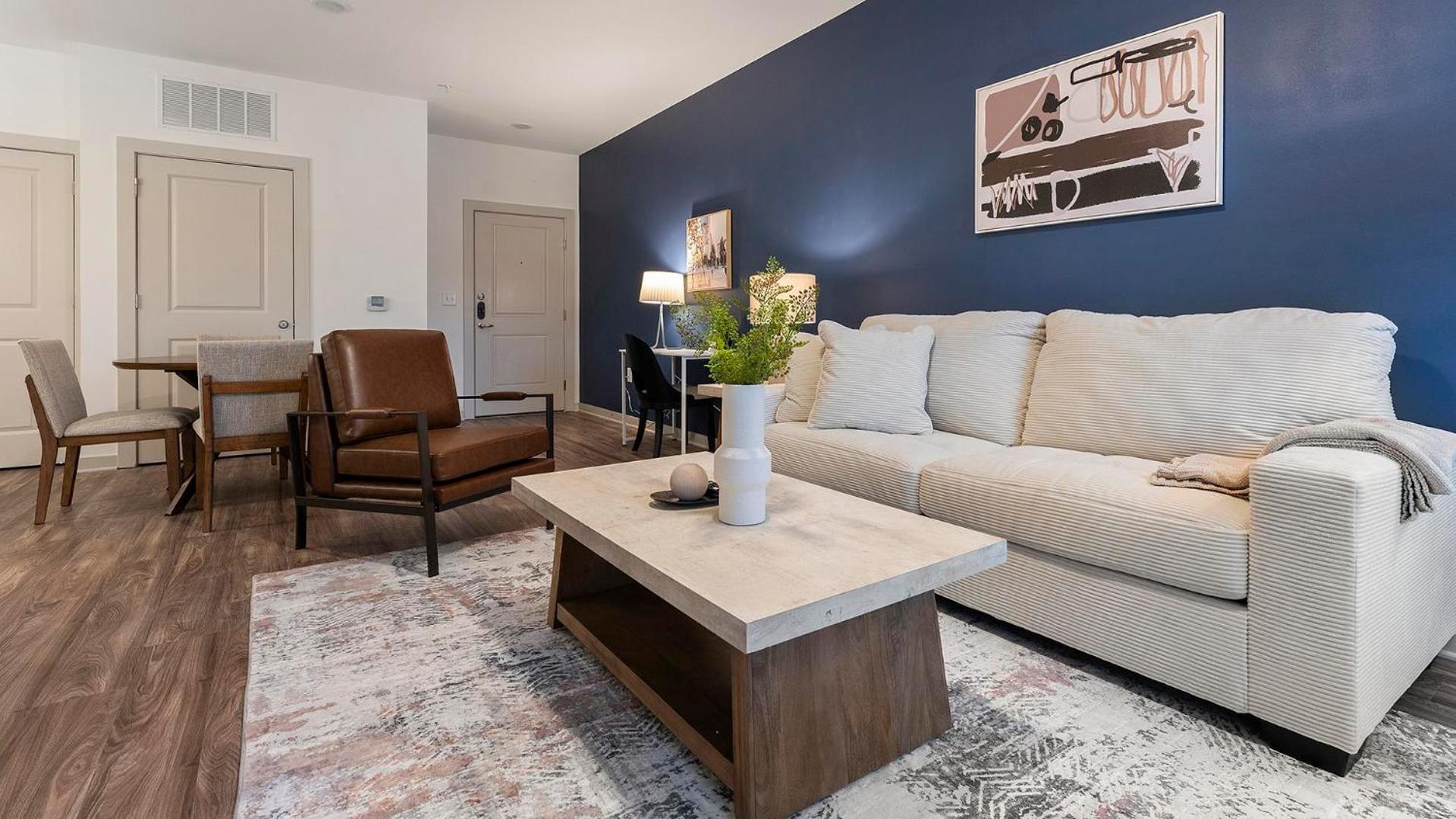 Landing Modern 1BD Game Room Pool