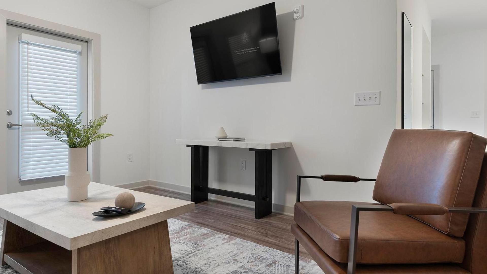 Landing Modern 1BD Game Room Pool