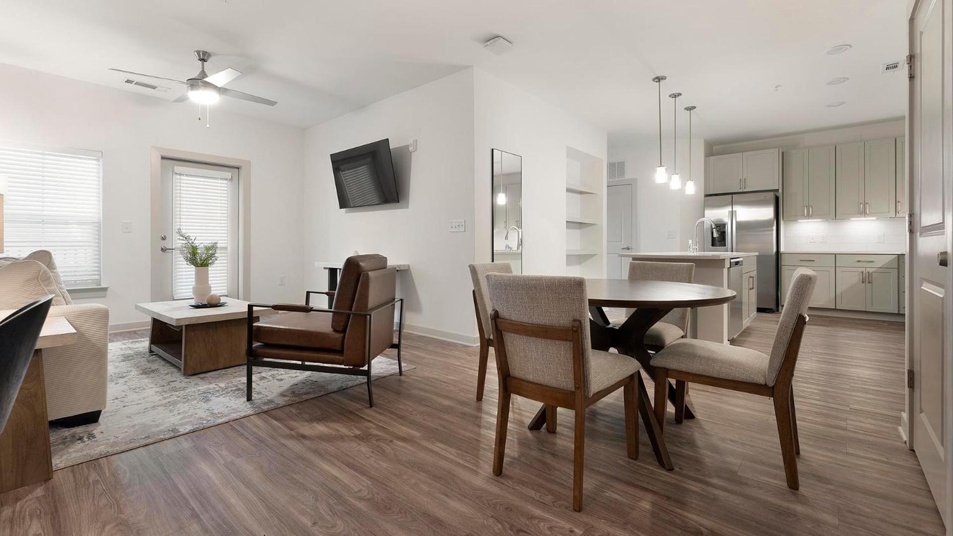 Landing Modern 1BD Game Room Pool