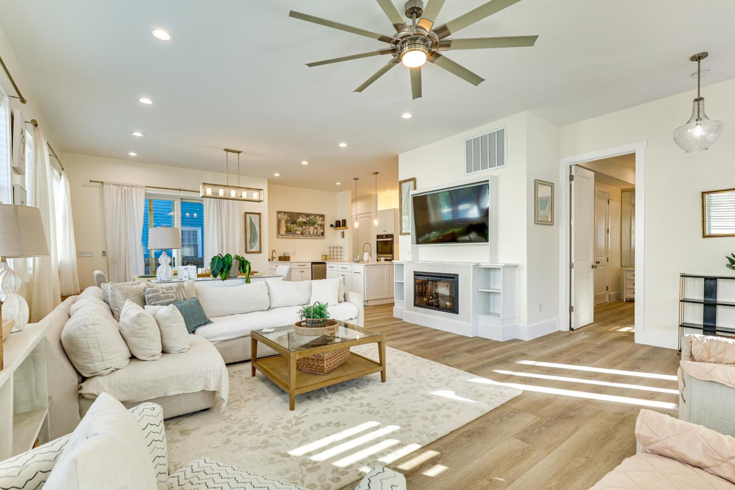 Explore Historic Dtwn! Modern Apt in Wilmington