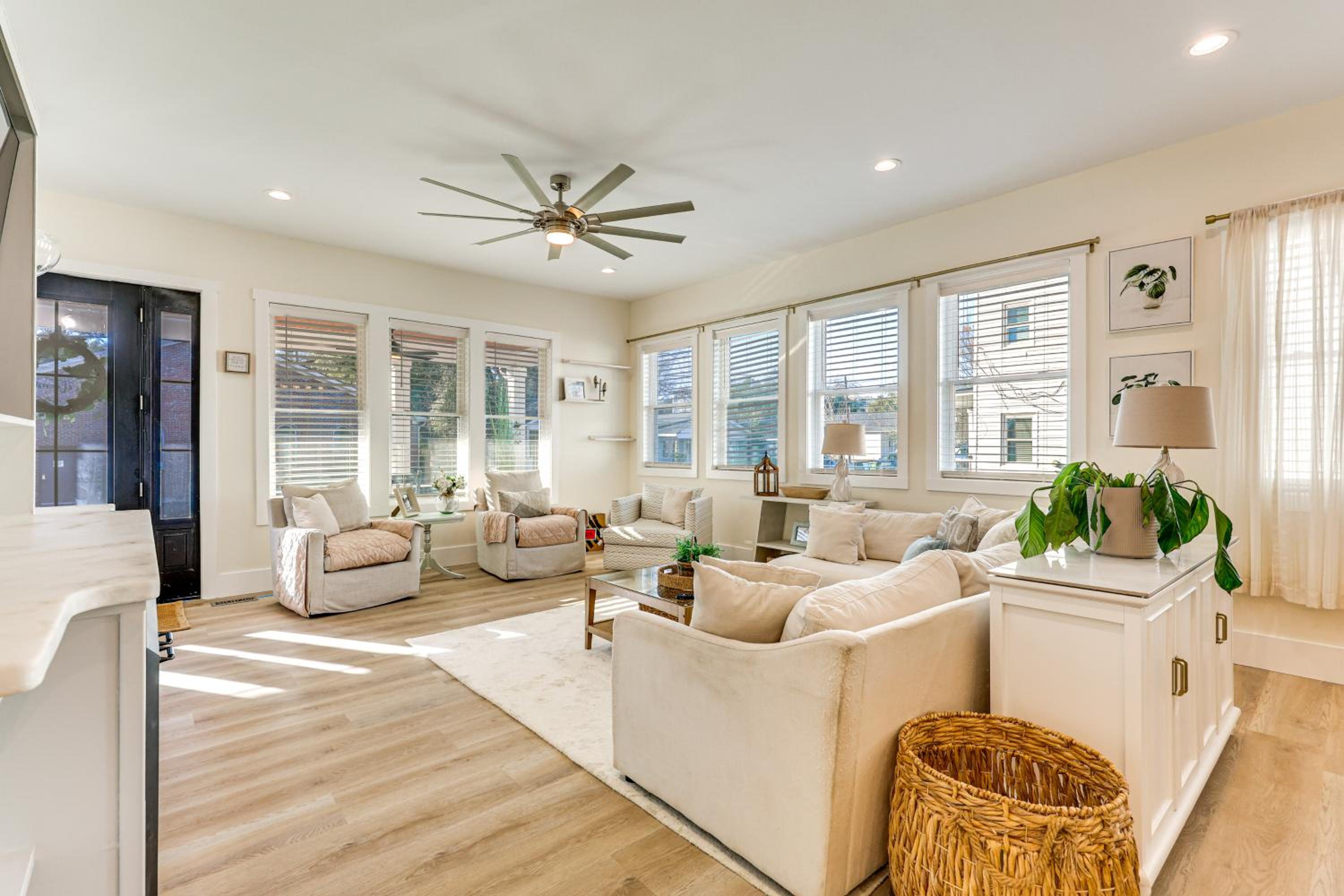 Explore Historic Dtwn! Modern Apt in Wilmington