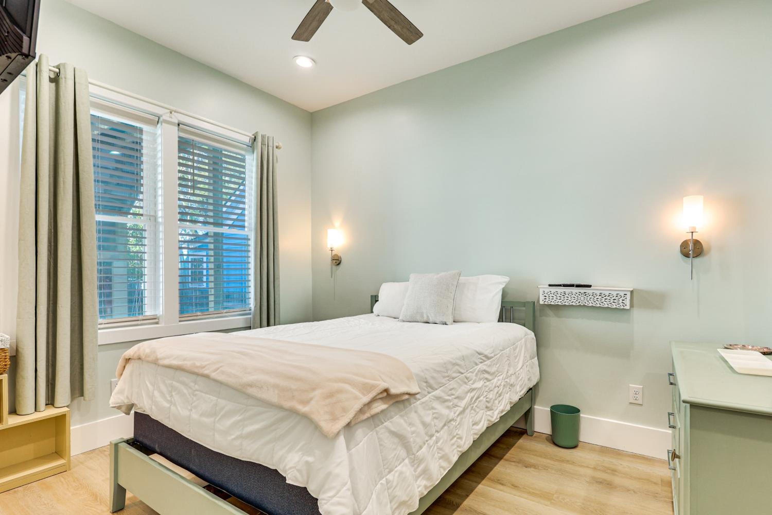 Explore Historic Dtwn! Modern Apt in Wilmington