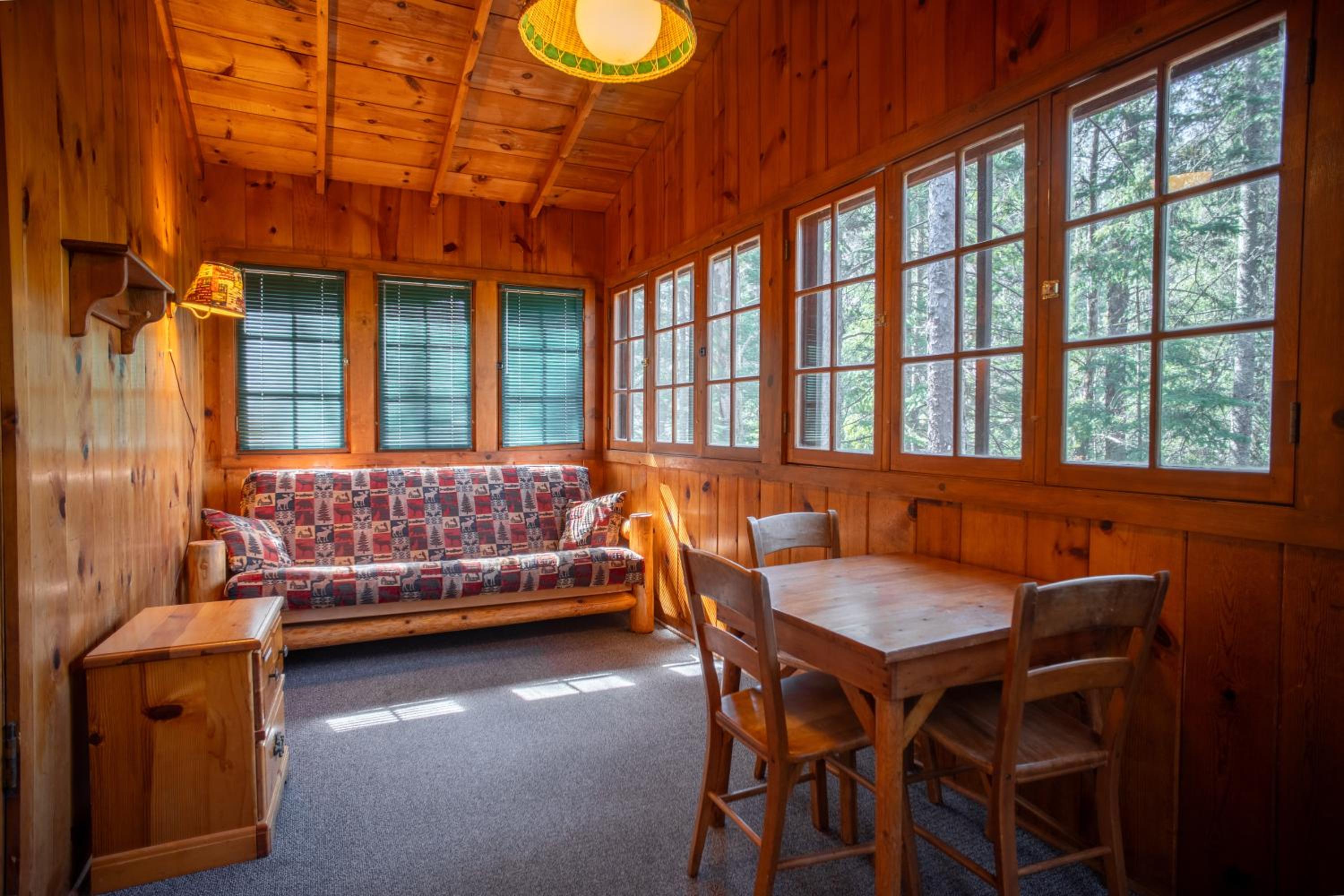 Timber Bay Lodge and Houseboats
