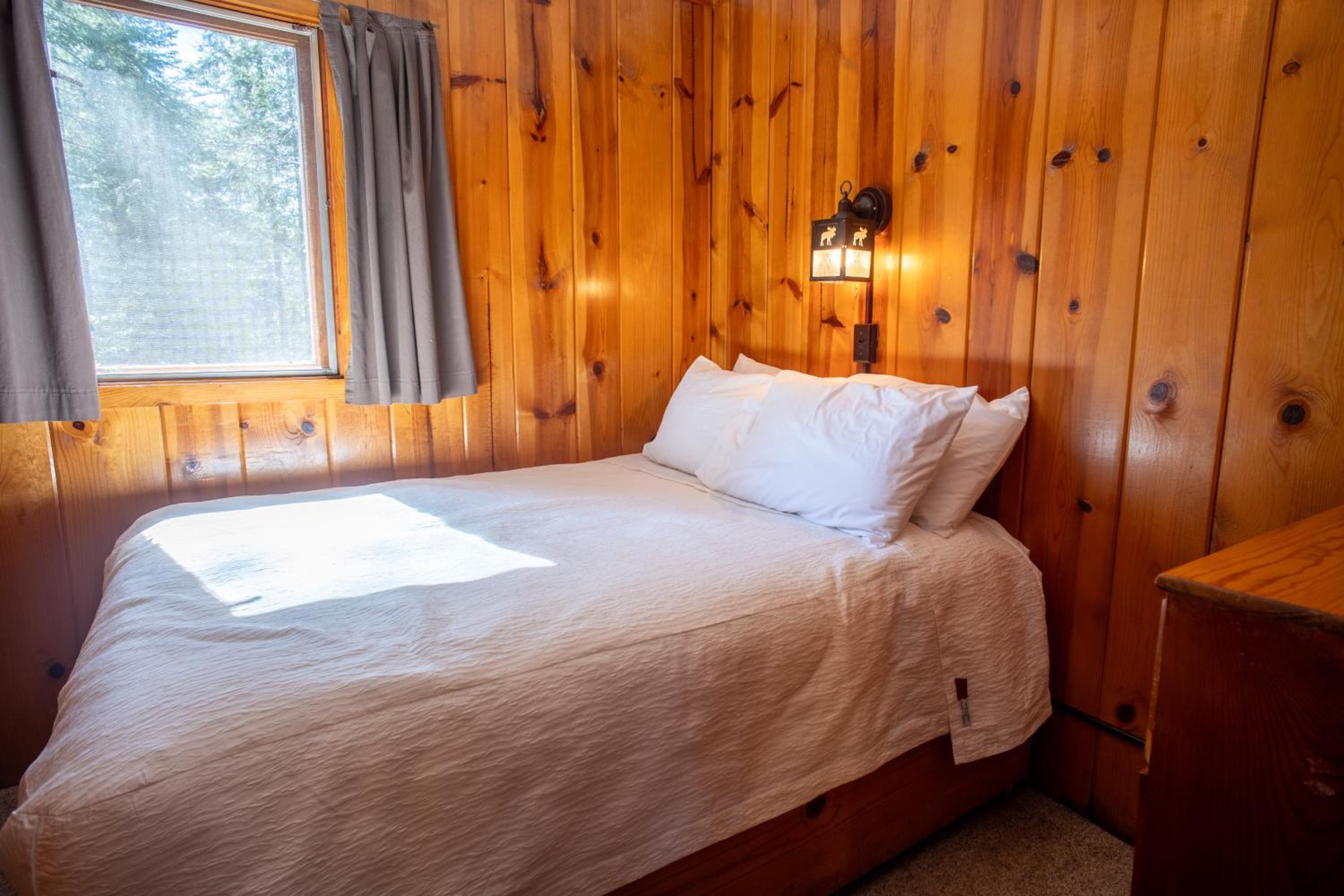 Timber Bay Lodge and Houseboats