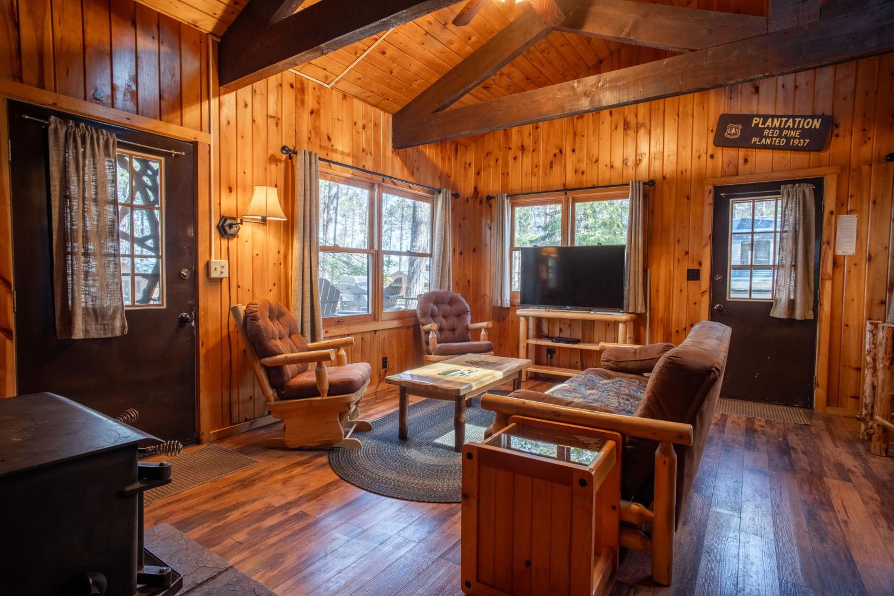 Timber Bay Lodge and Houseboats