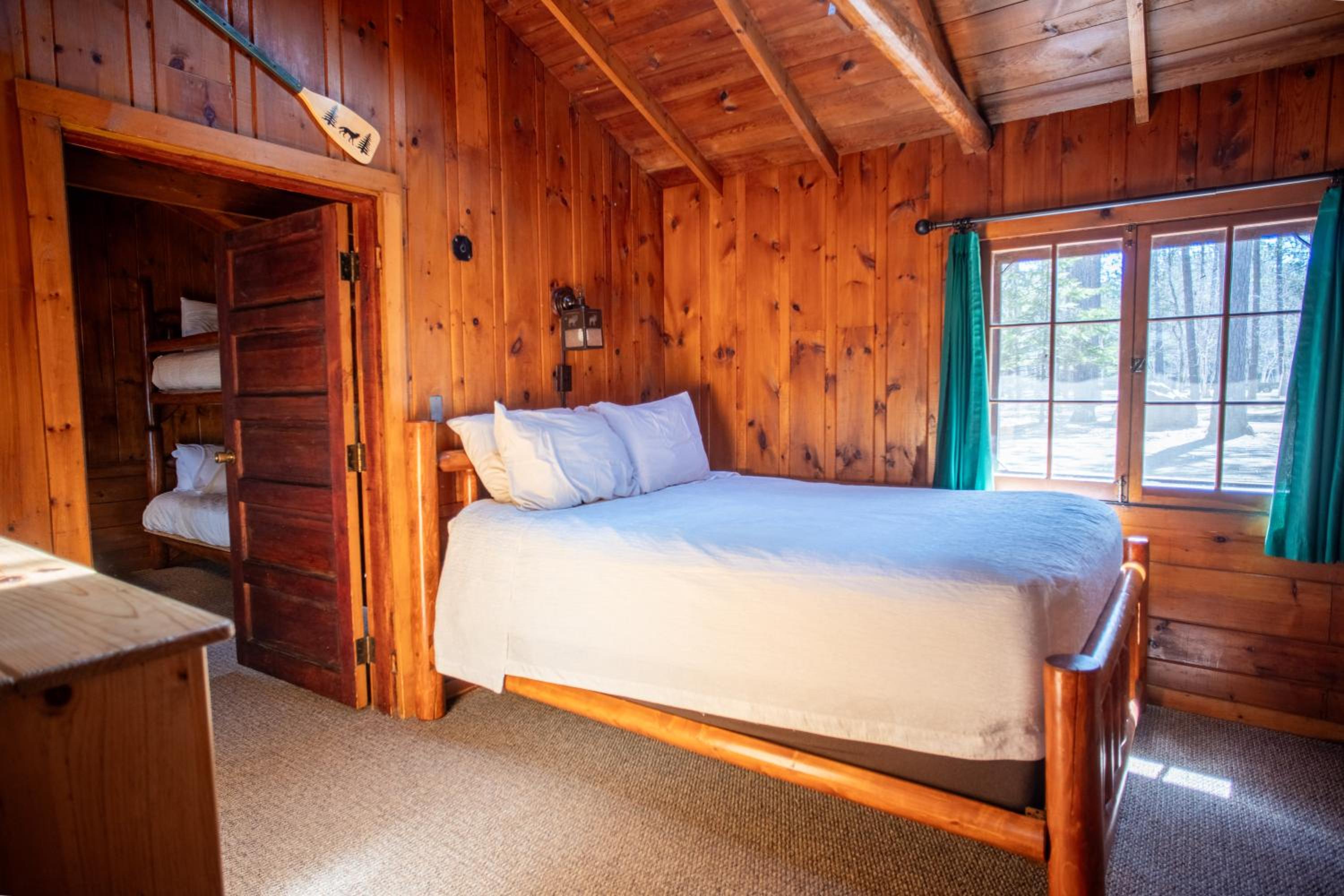 Timber Bay Lodge and Houseboats