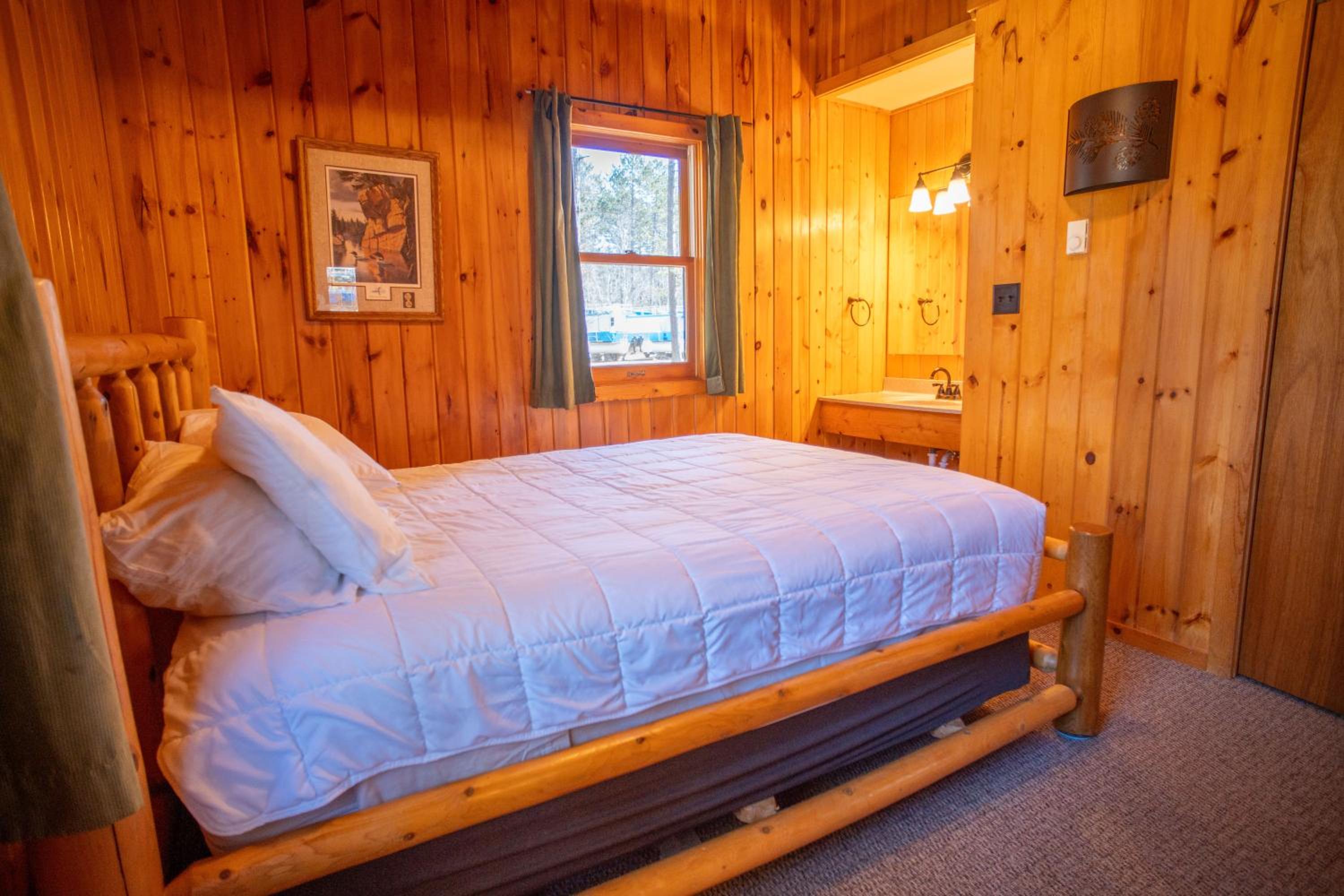 Timber Bay Lodge and Houseboats