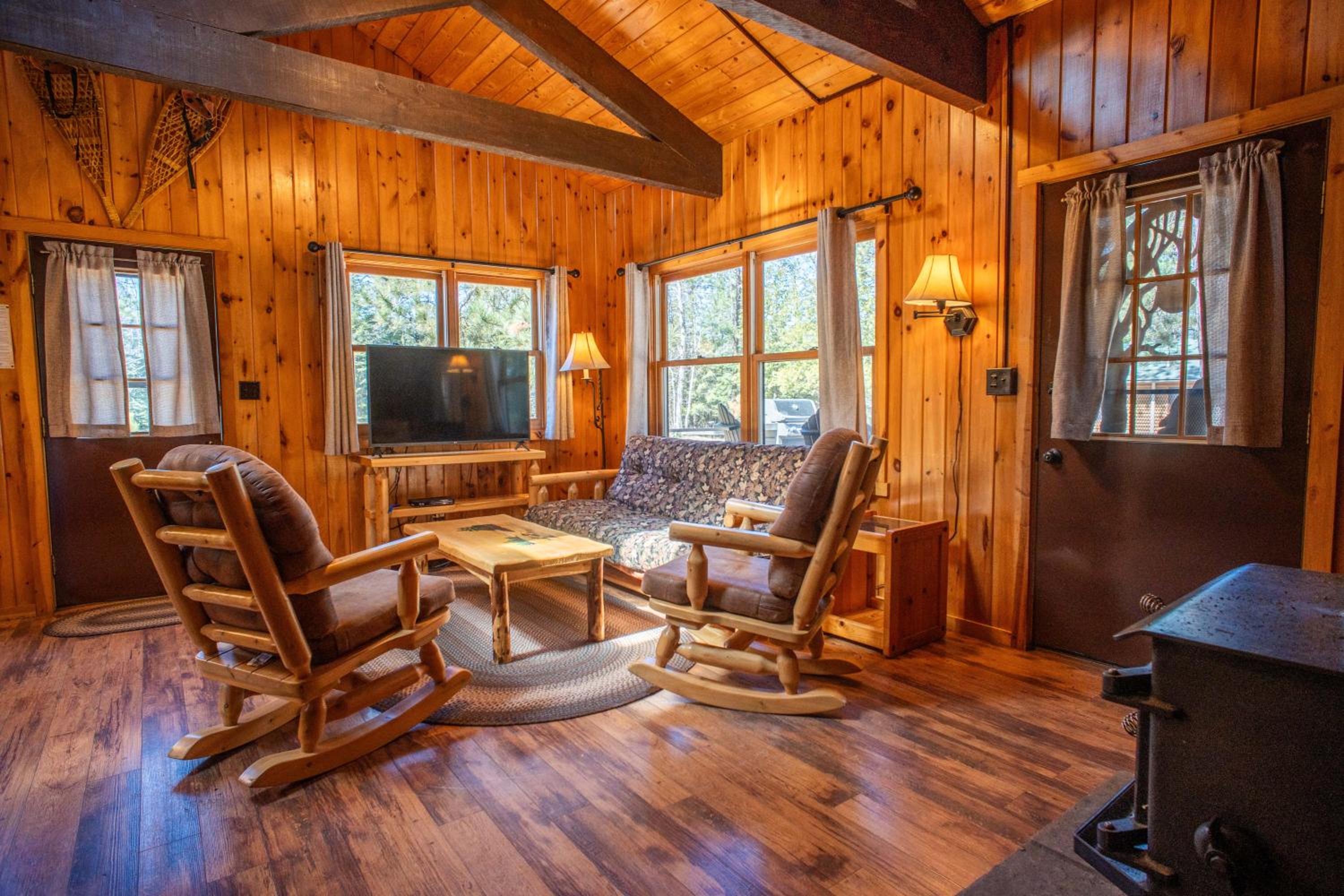 Timber Bay Lodge and Houseboats
