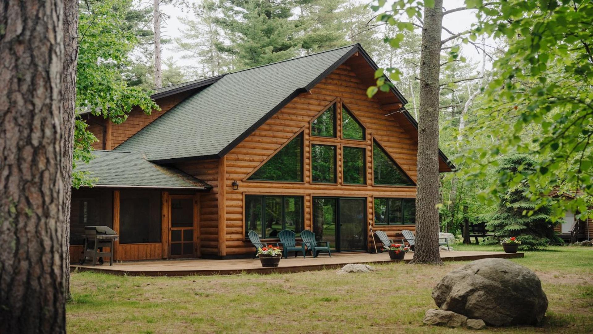 Timber Bay Lodge and Houseboats