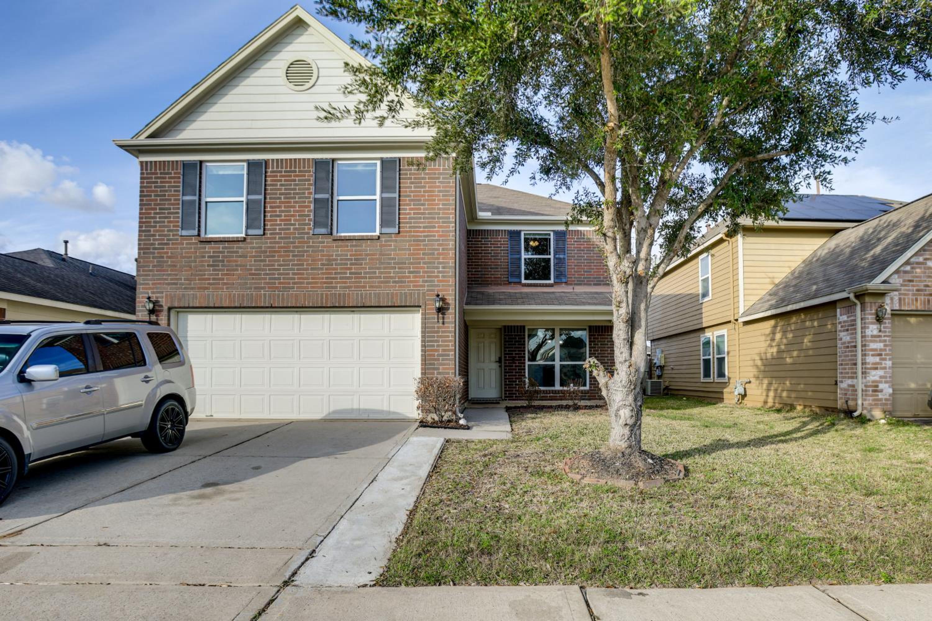 4 Mi to Houston Airport Spacious Home in Humble