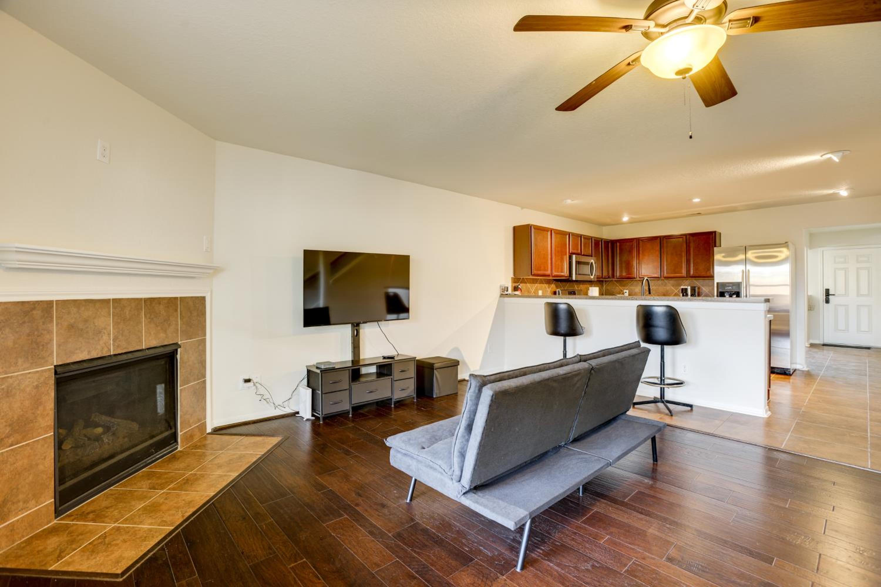4 Mi to Houston Airport Spacious Home in Humble