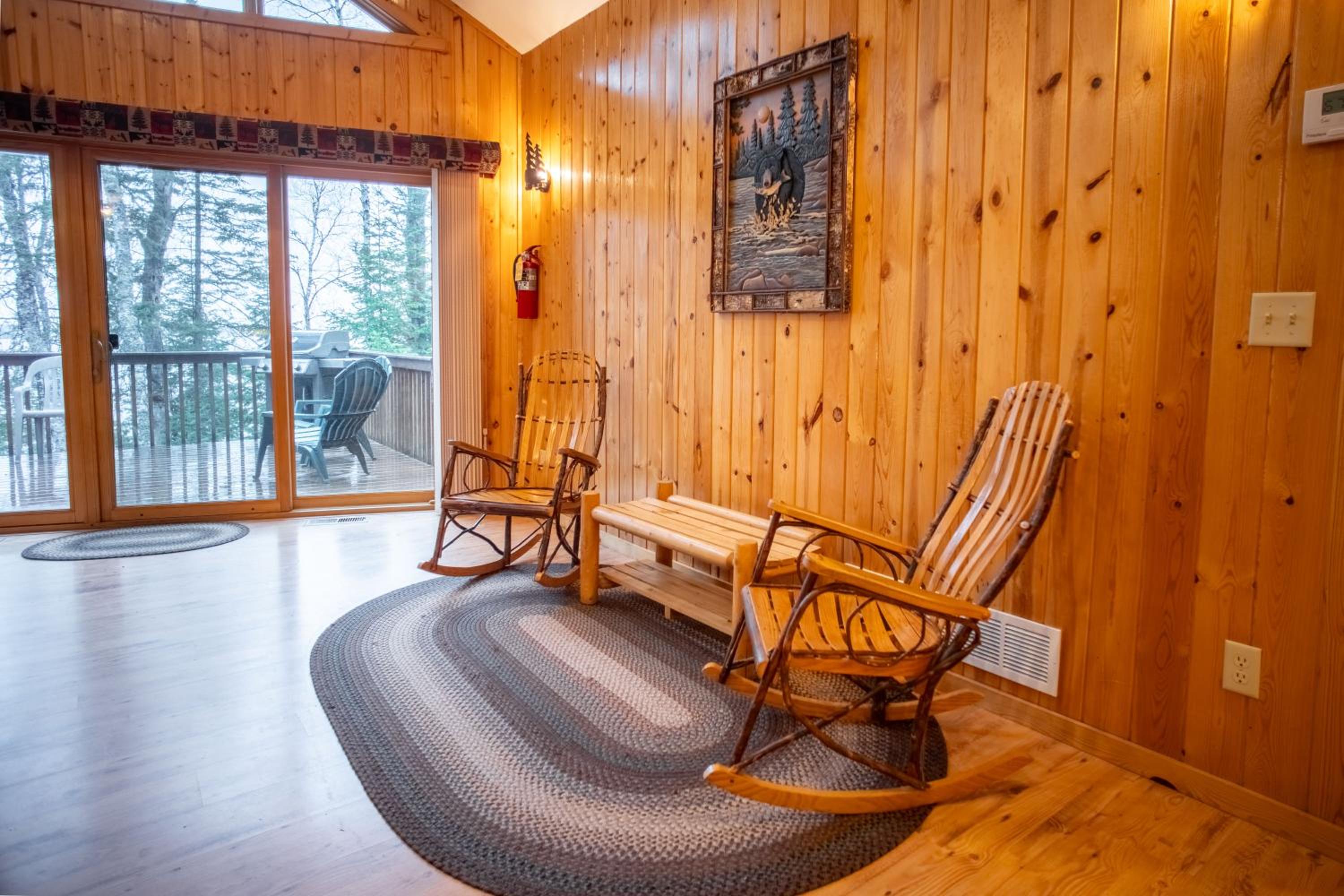 Timber Bay Lodge and Houseboats