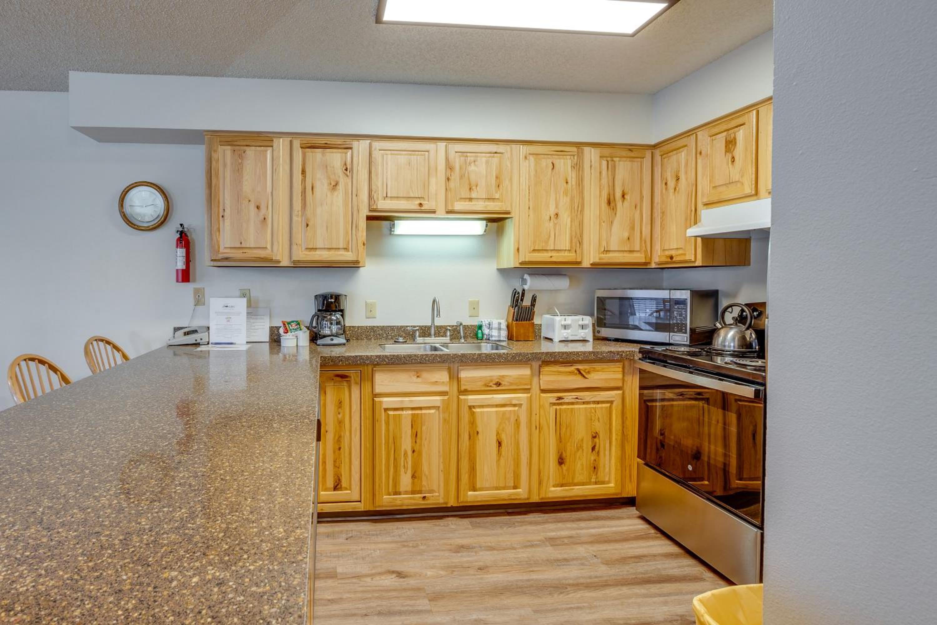Steps to Free Ski Shuttle! Dtwn Winter Park Condo