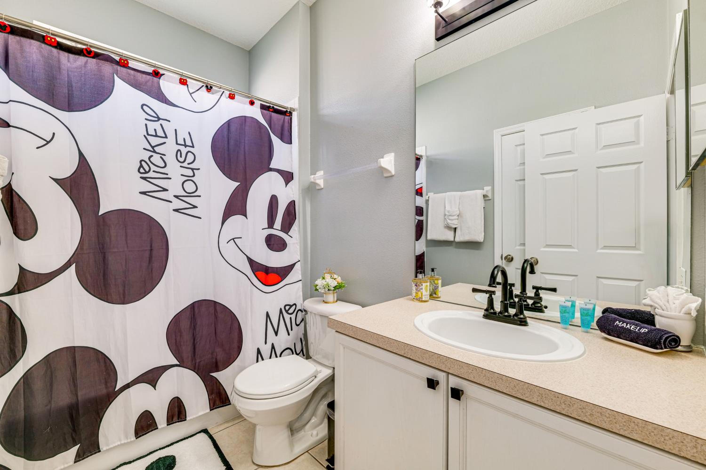 Resort Perks! Family Home 4 Mi to Disney World