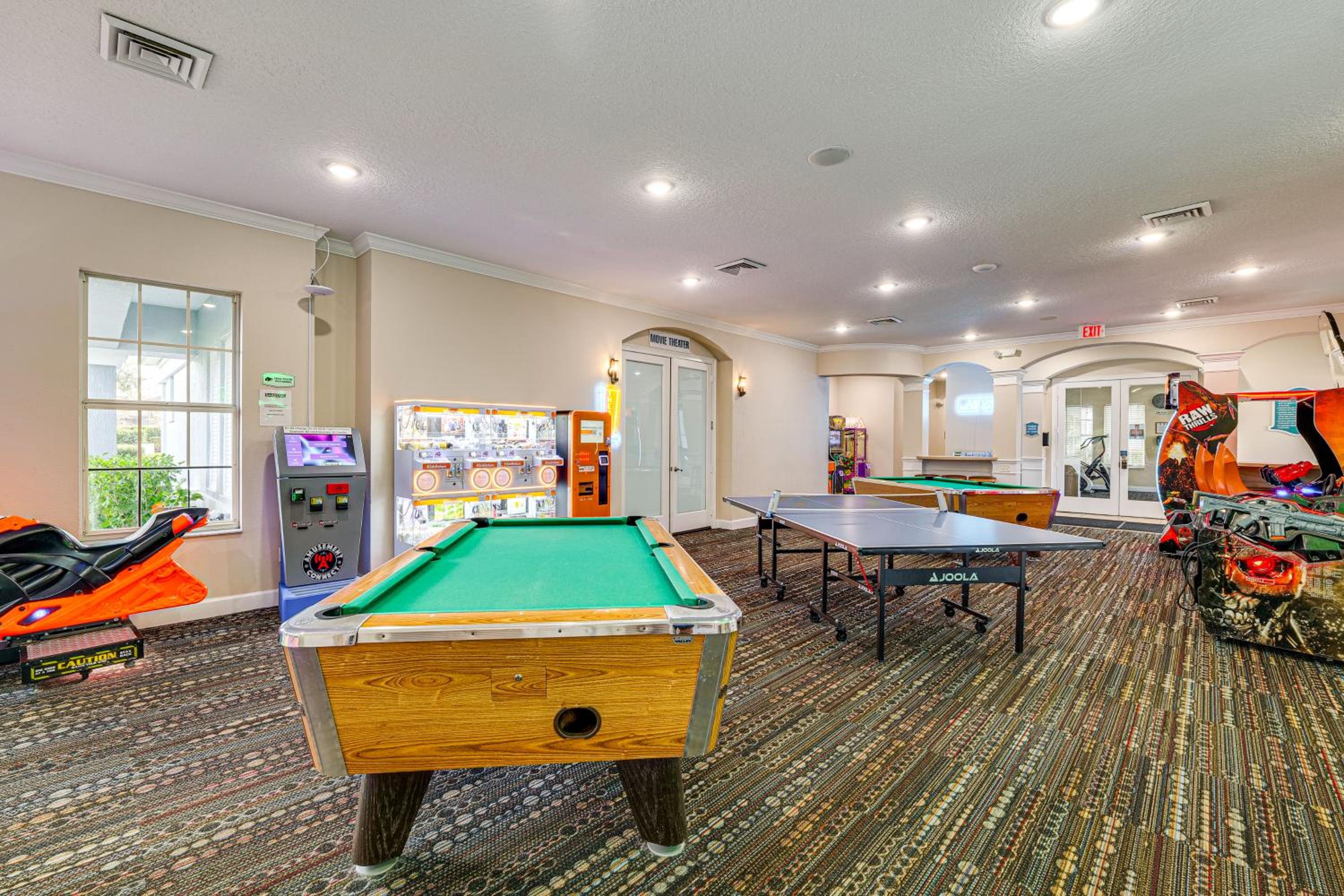 Resort Perks! Family Home 4 Mi to Disney World