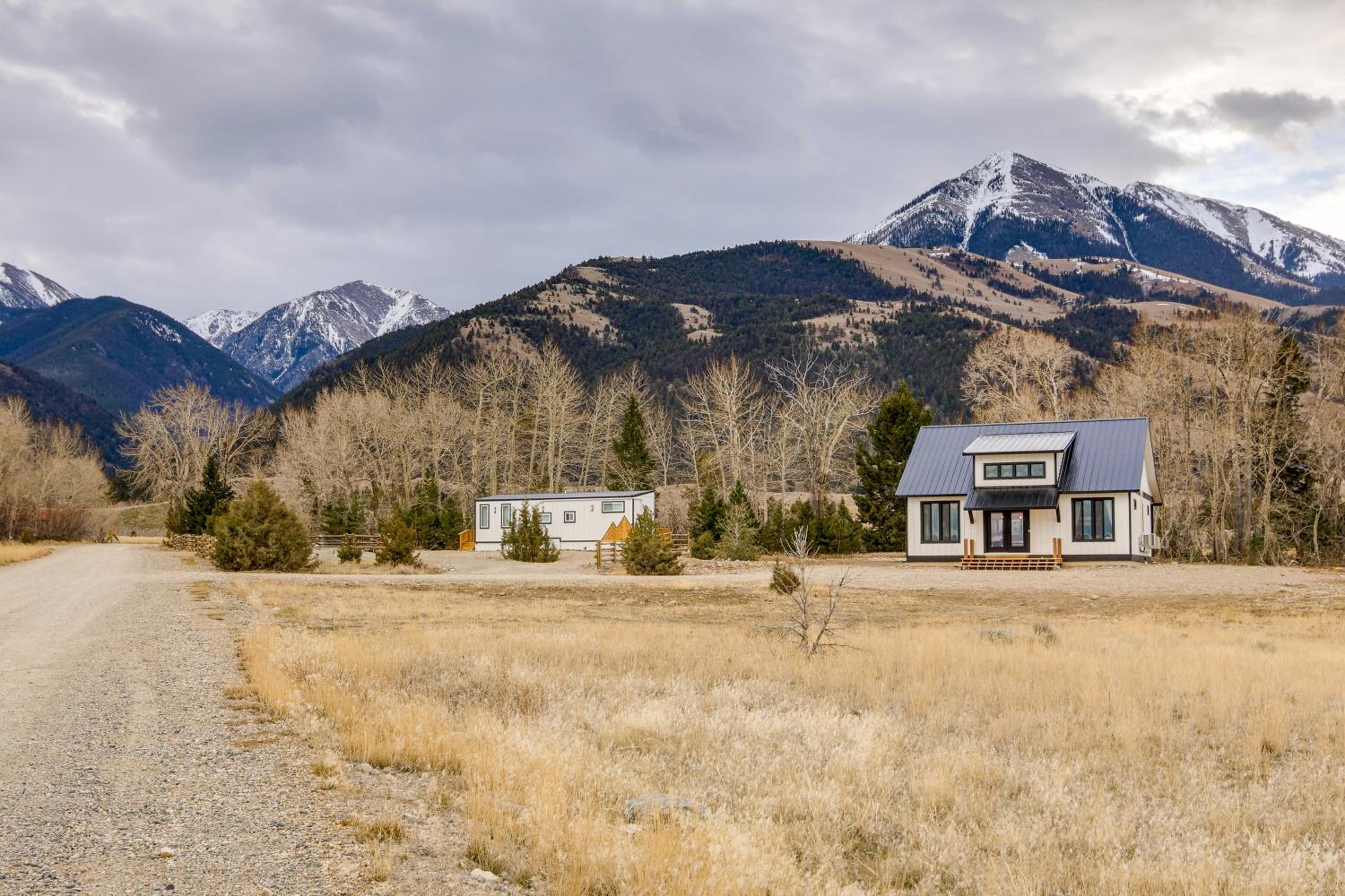 Mtn-View Gem Near Chico, Sage and Yellowstone!