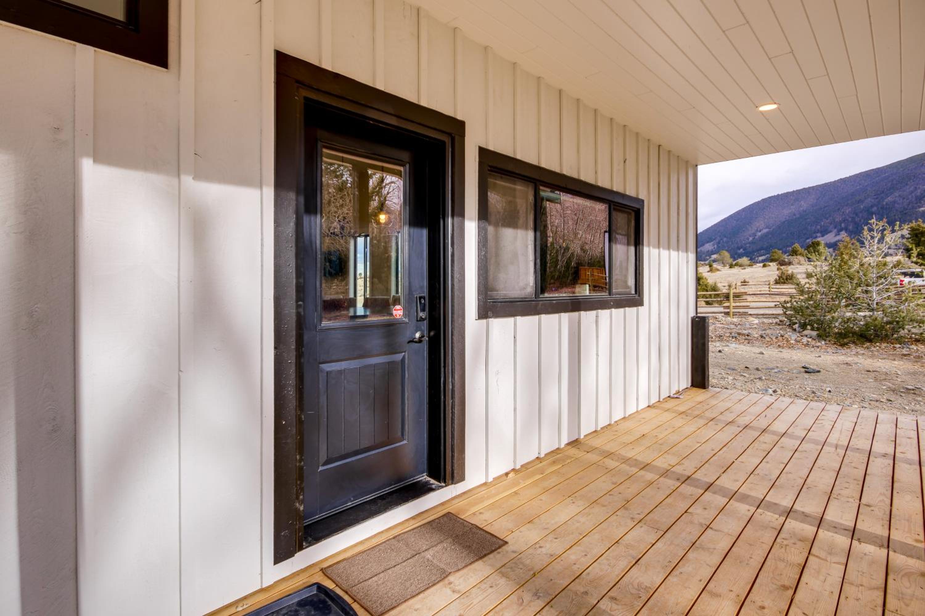 Mtn-View Gem Near Chico, Sage and Yellowstone!