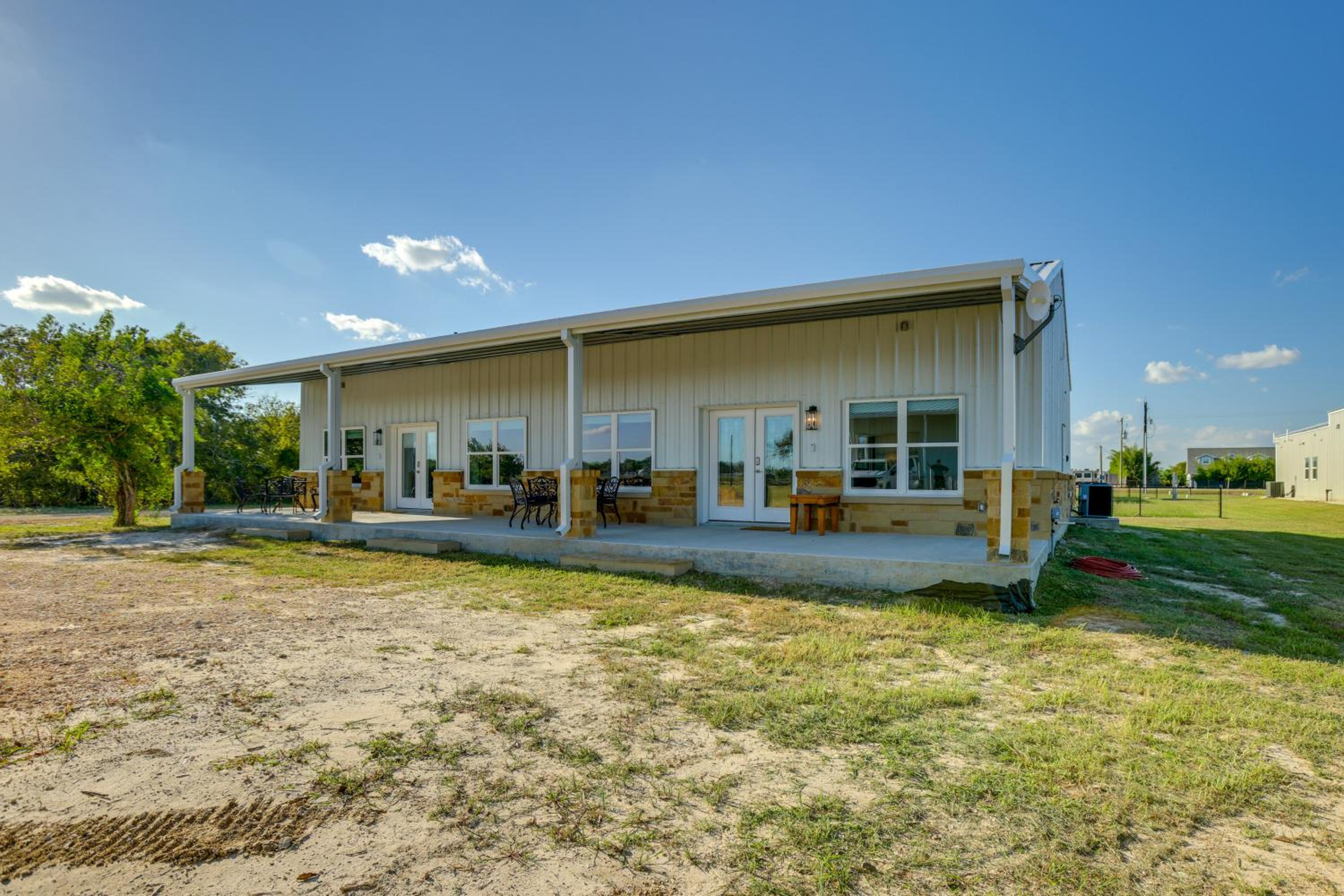 Anglers Paradise Townhome 2 Mi to Matagorda Bay