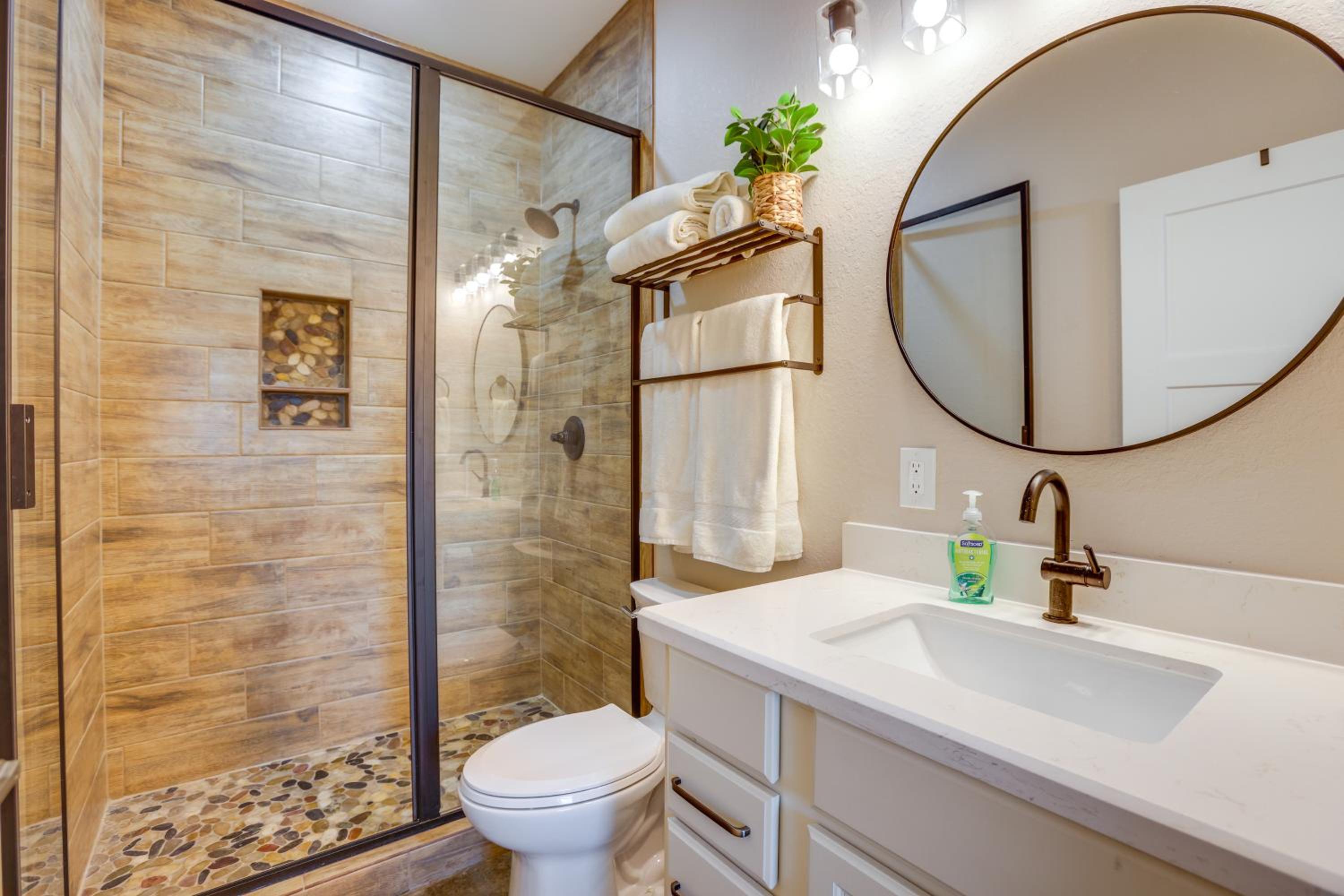 Anglers Paradise Townhome 2 Mi to Matagorda Bay