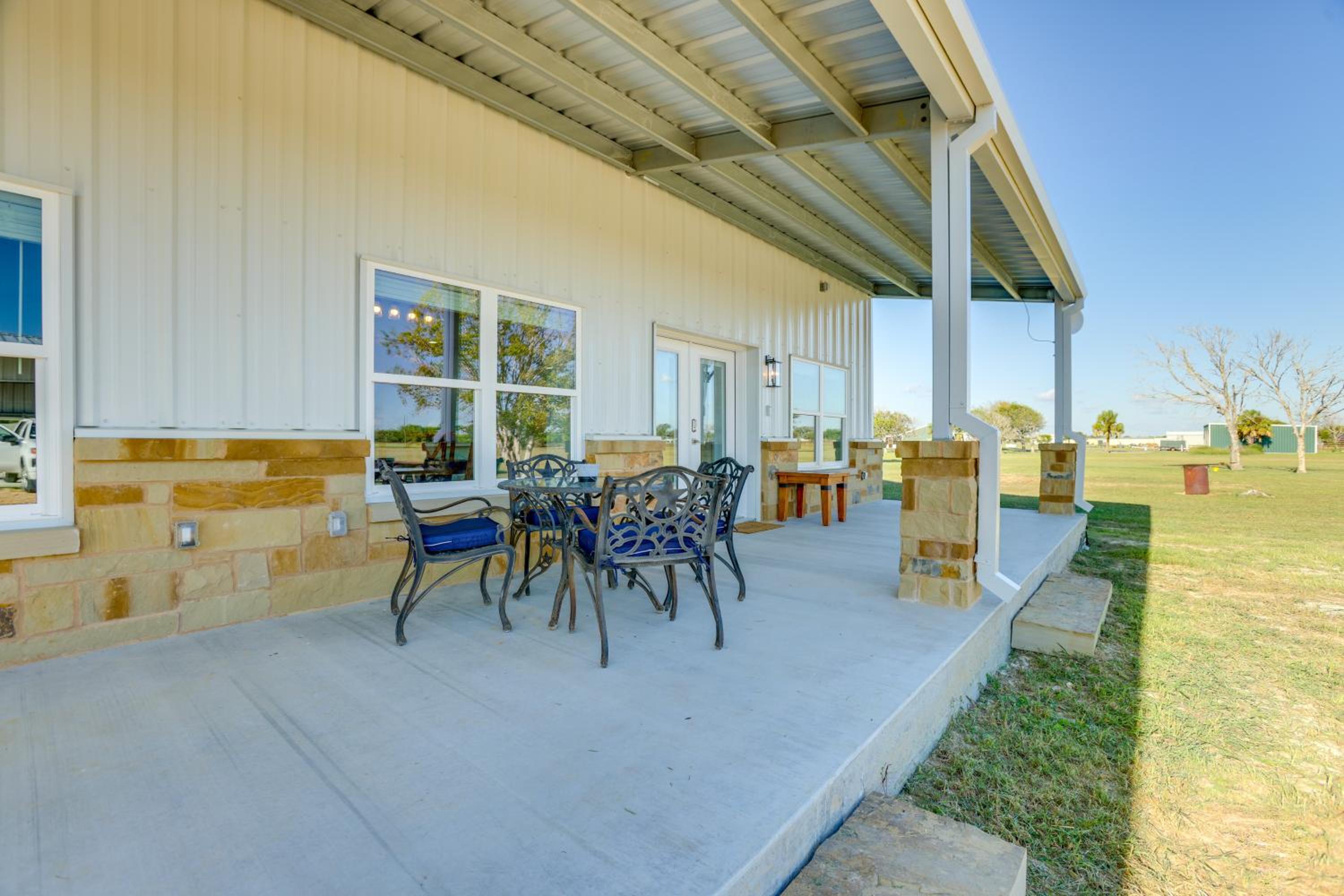 Anglers Paradise Townhome 2 Mi to Matagorda Bay