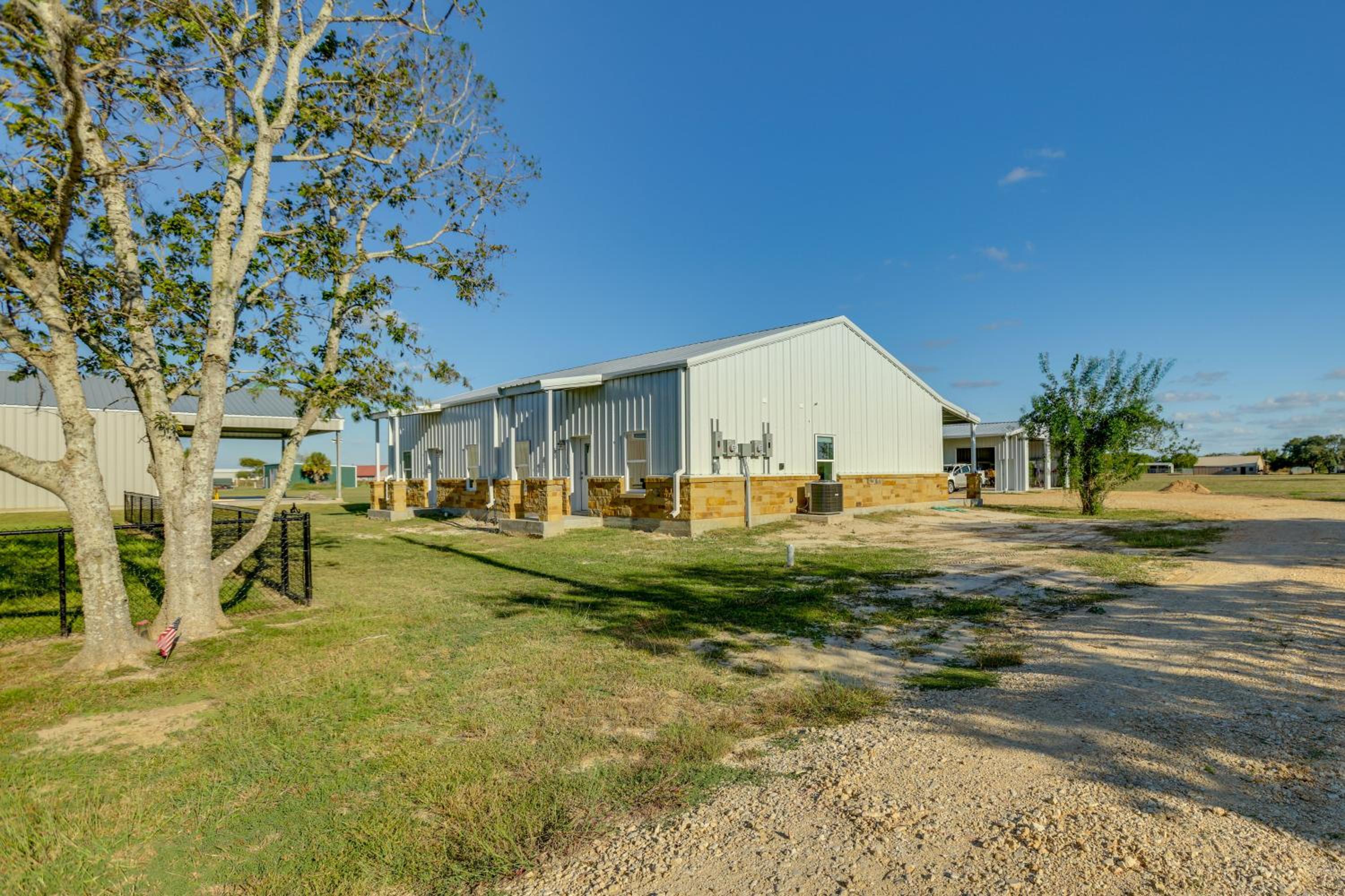 Anglers Paradise Townhome 2 Mi to Matagorda Bay