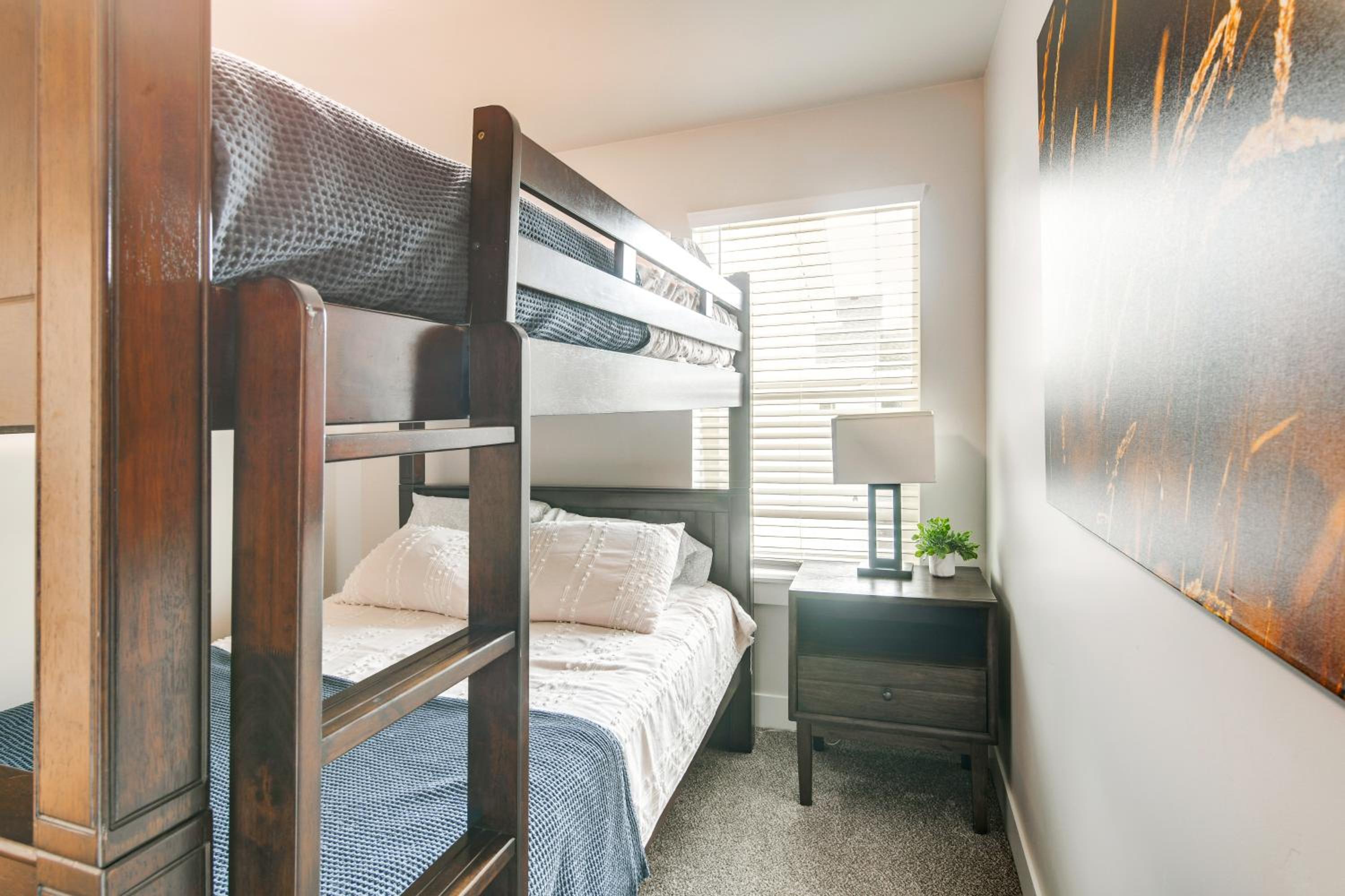 2 Mi to Hospitals Newly Built Idaho Falls Retreat