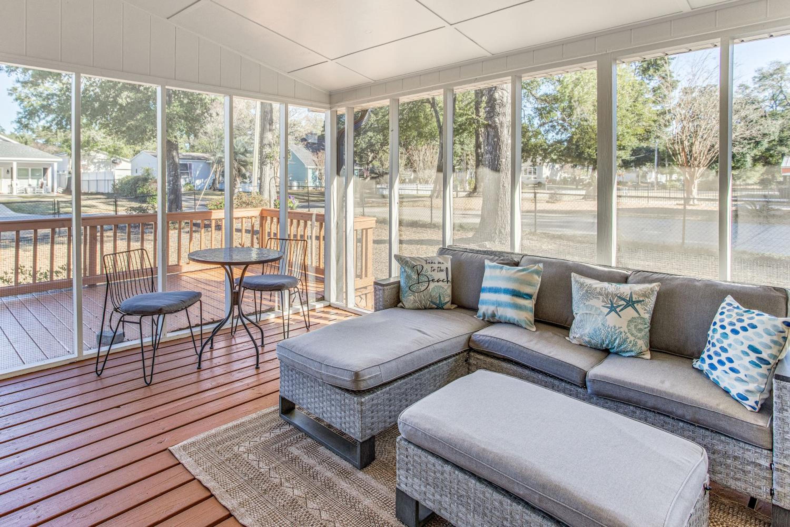 Walk to Beach! Dog-Friendly Home in Murrells Inlet