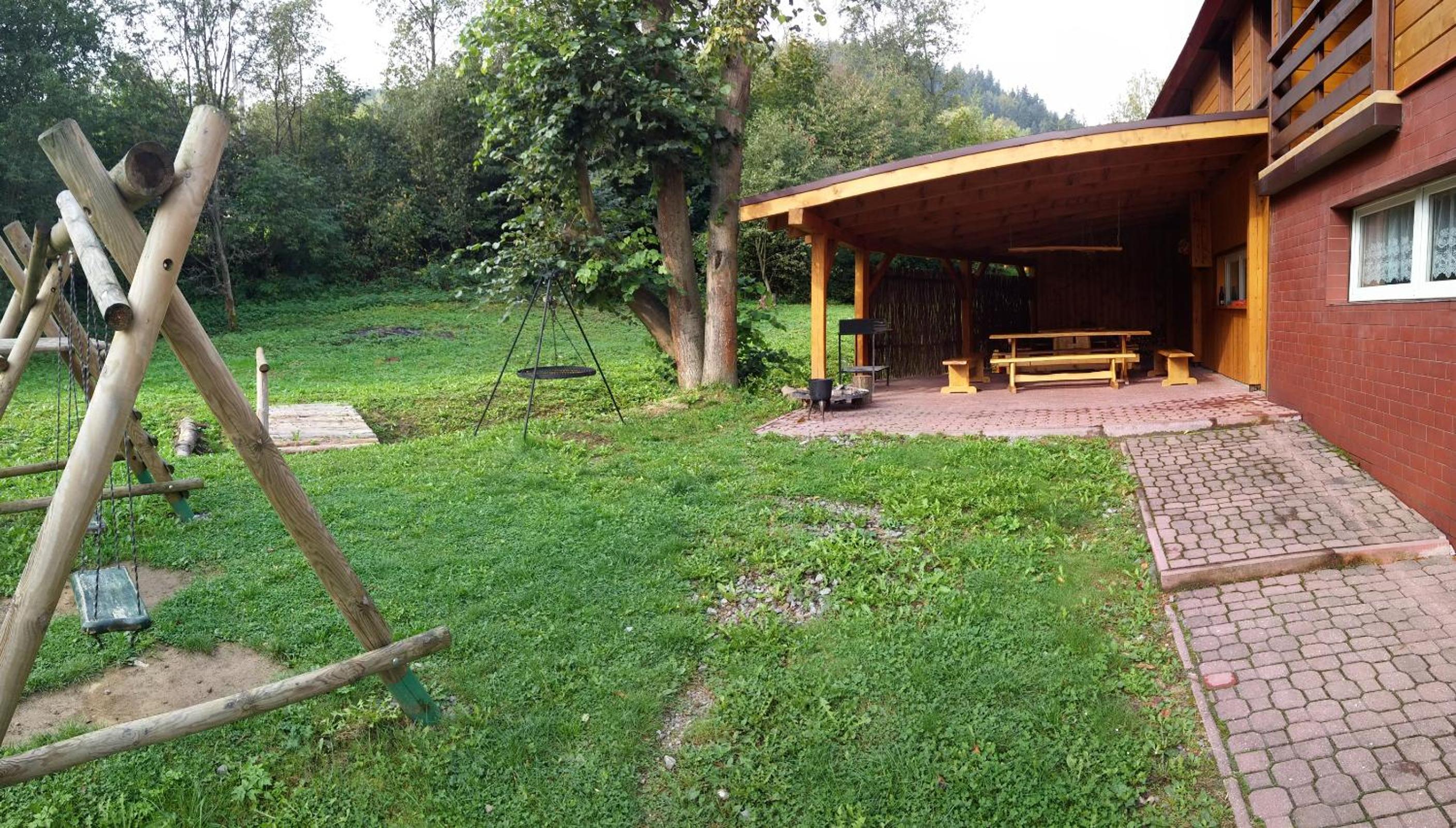 Photo 12