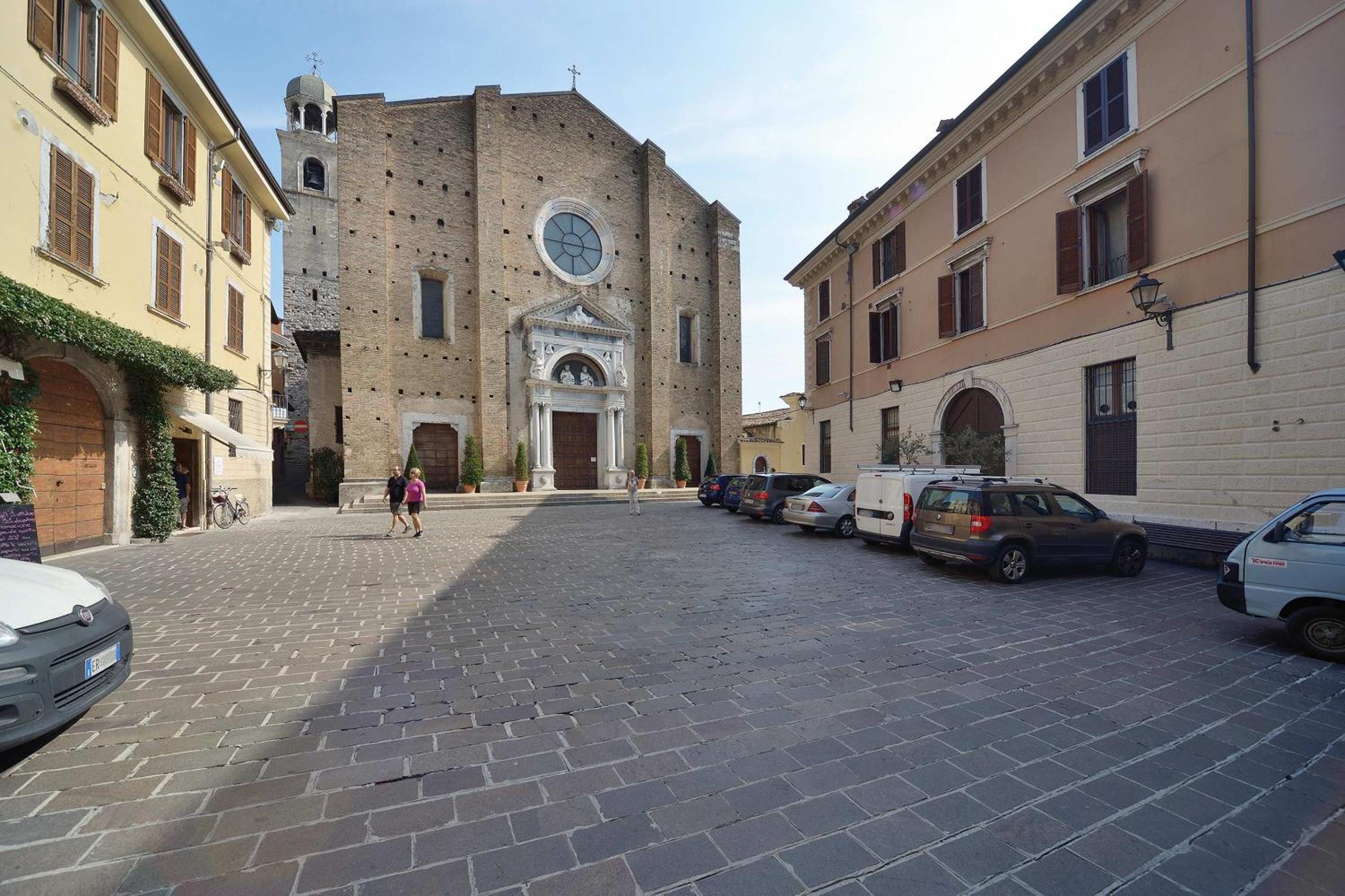Photo 38