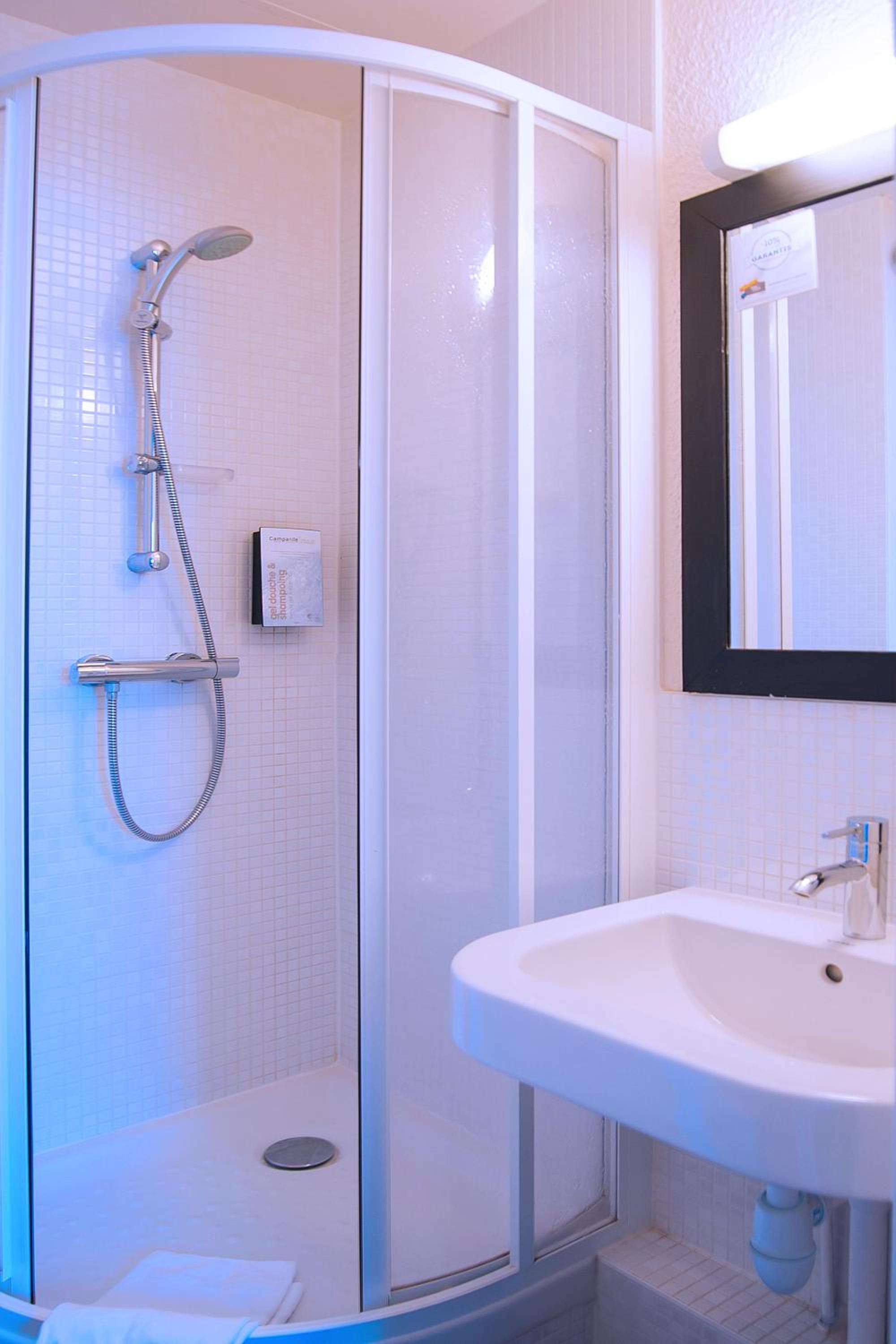 Creteil Vacations - Campanile Creteil Centre - Property Image 5