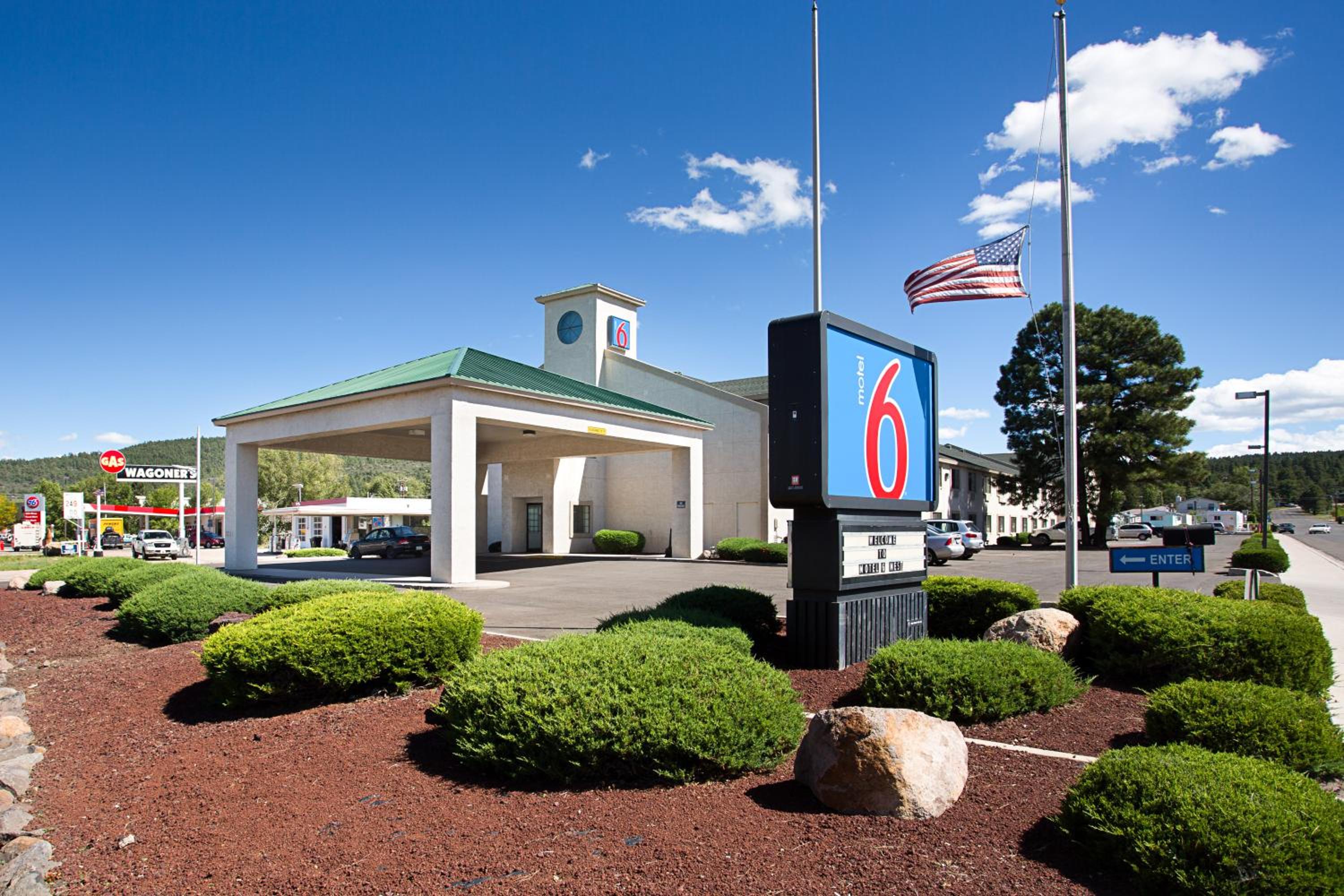 Williams Vacations - Motel 6-Williams, AZ - West - Grand Canyon - Property Image 3