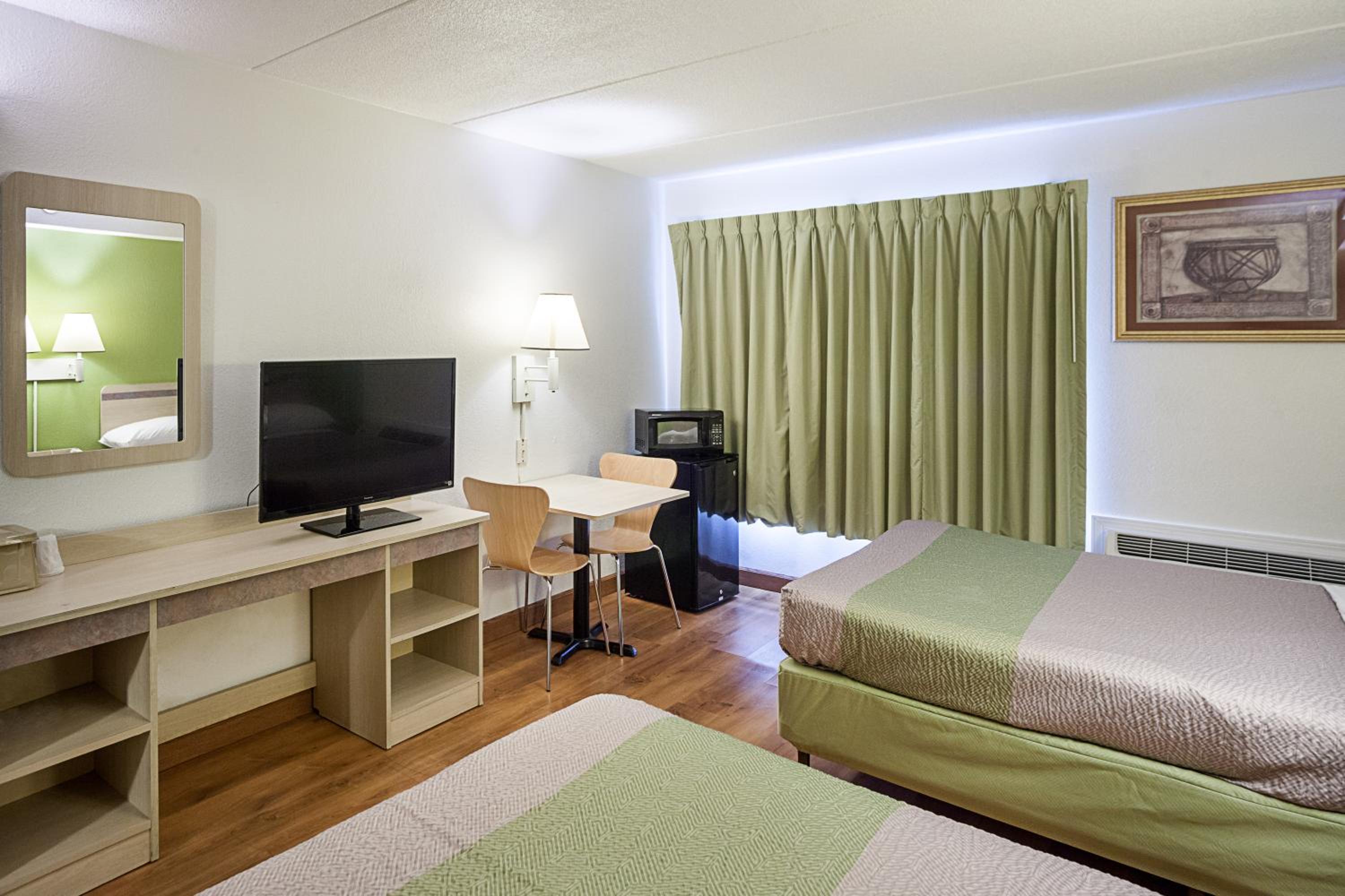 Motel 6-Binghamton, NY