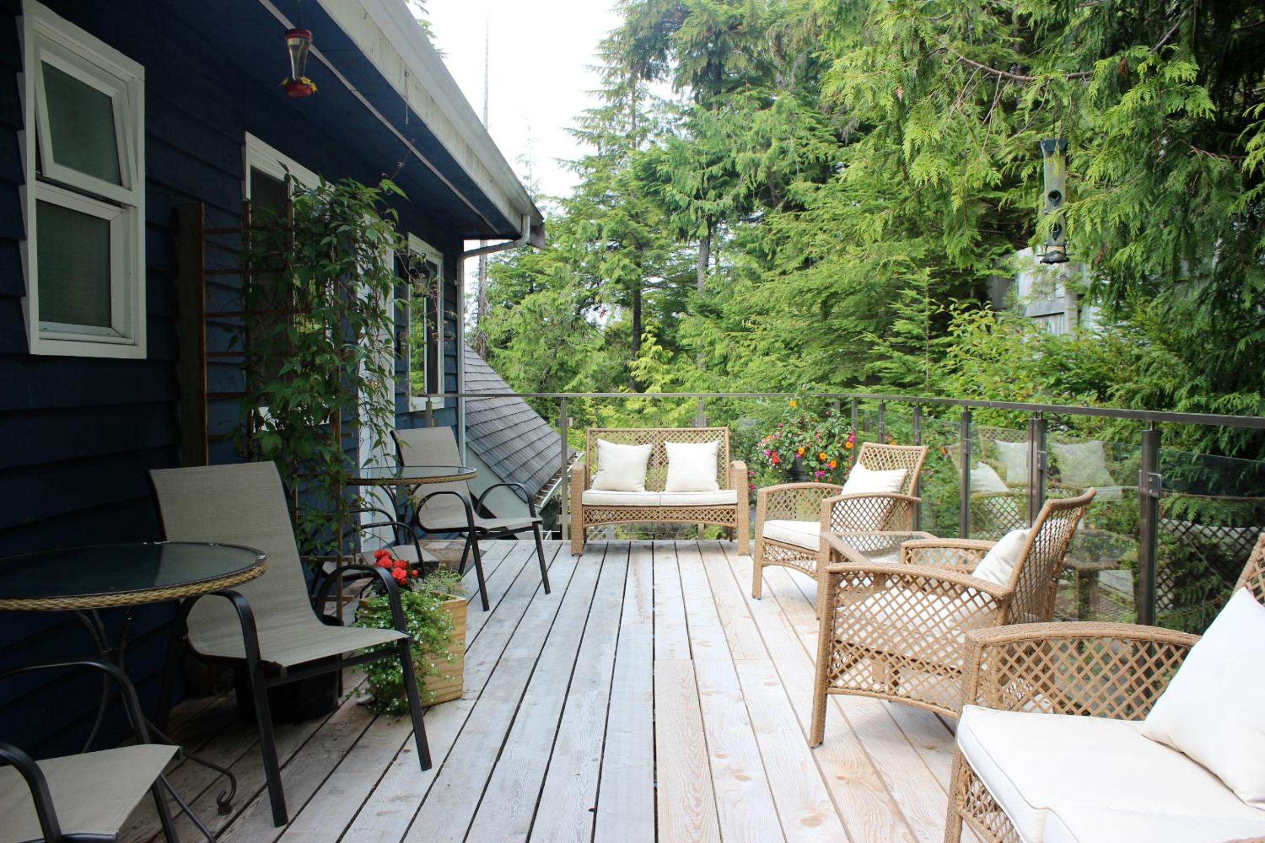 Tofino Vacations - Cobble Wood and Bird Sanctuary Guest Houses - Property Image 83