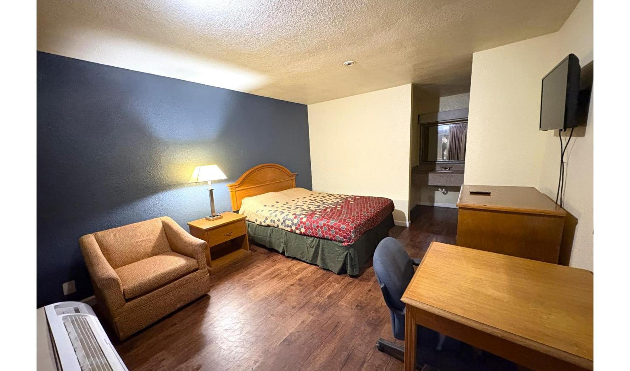Motel 19 By Capital O Baytown I-10