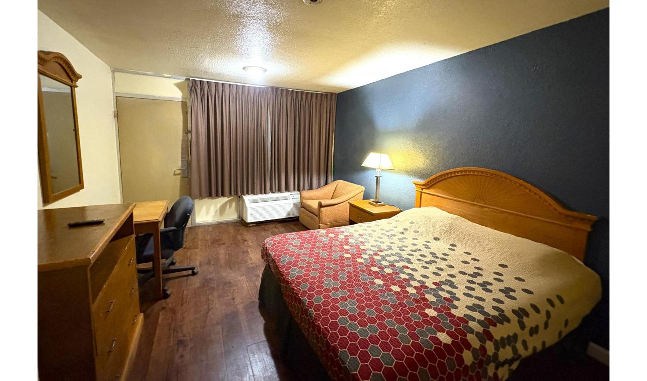 Motel 19 By Capital O Baytown I-10