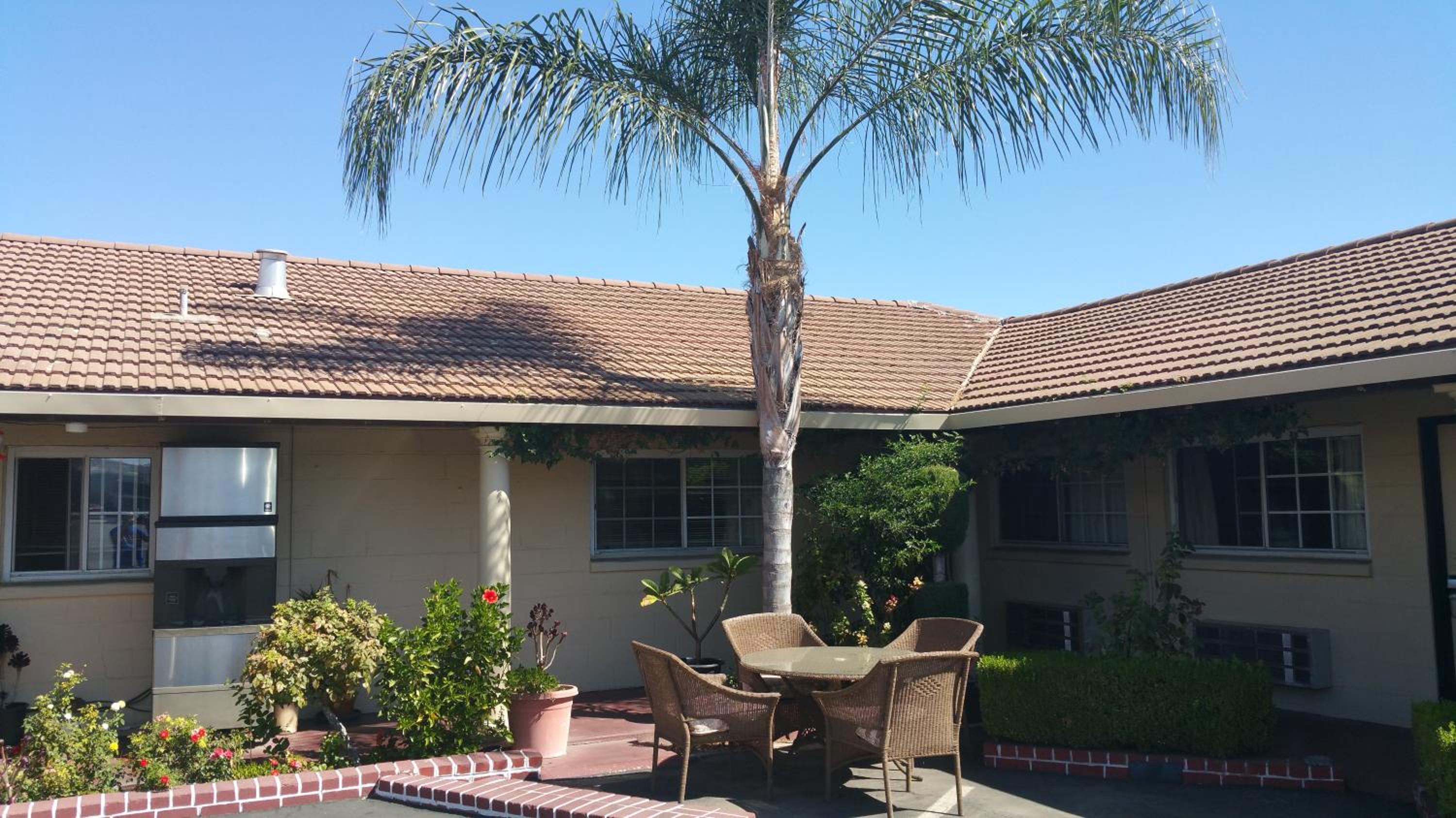 San Joaquin Motel
