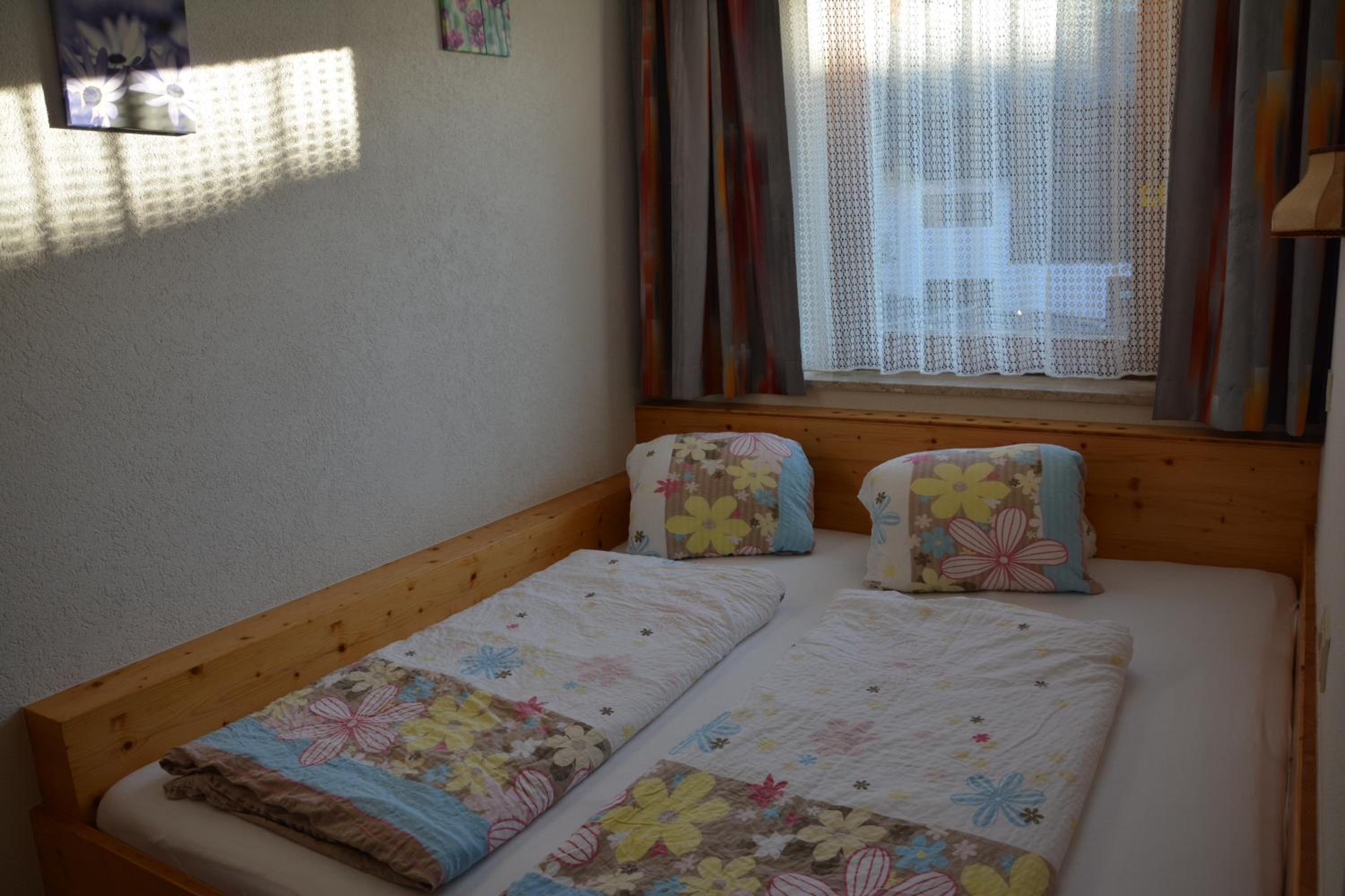 Photo 63