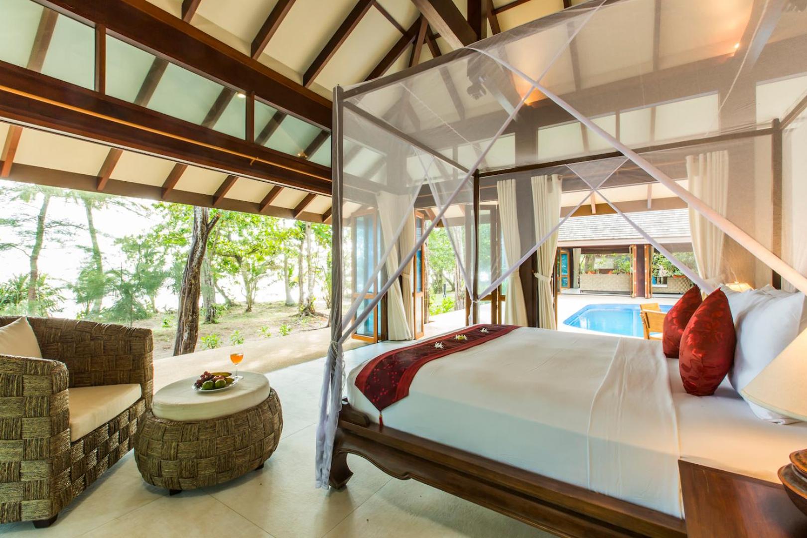 Koh Jum Beach Villas 