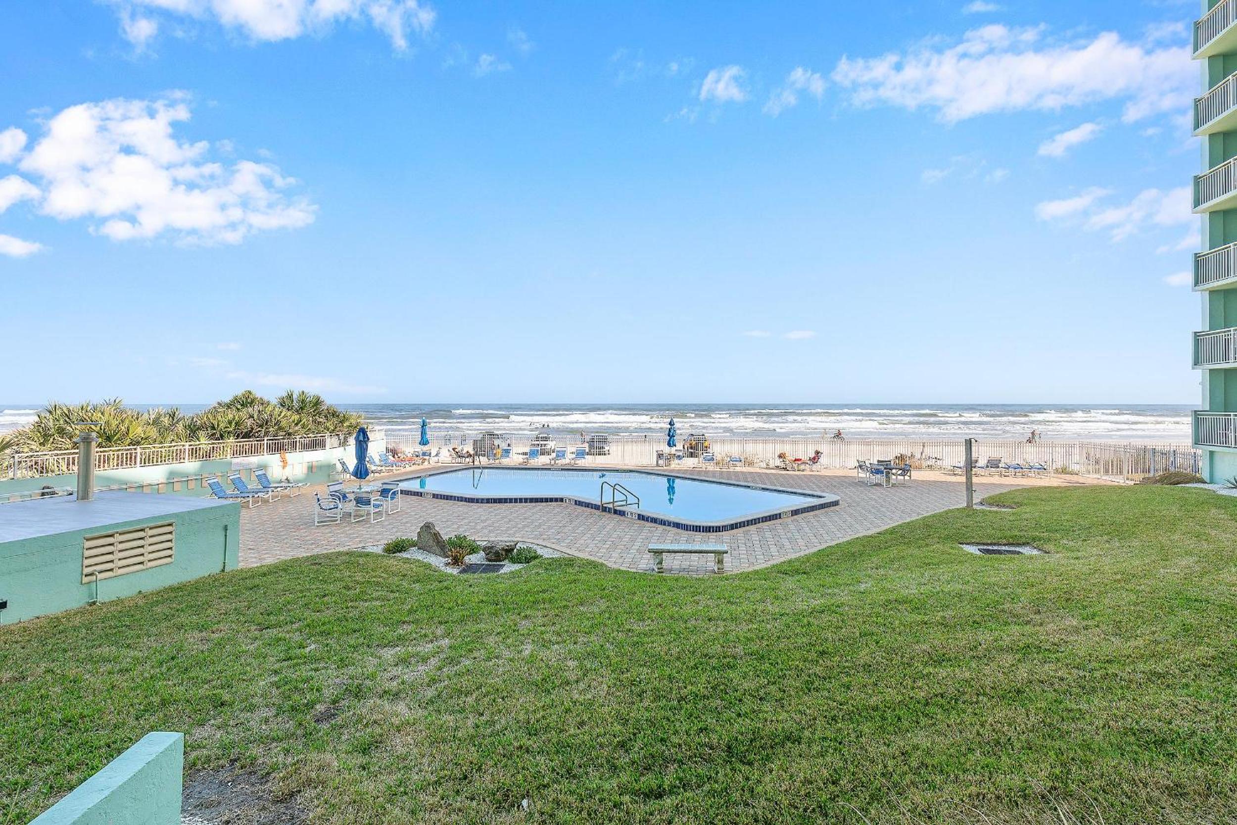 Coronado Towers 104