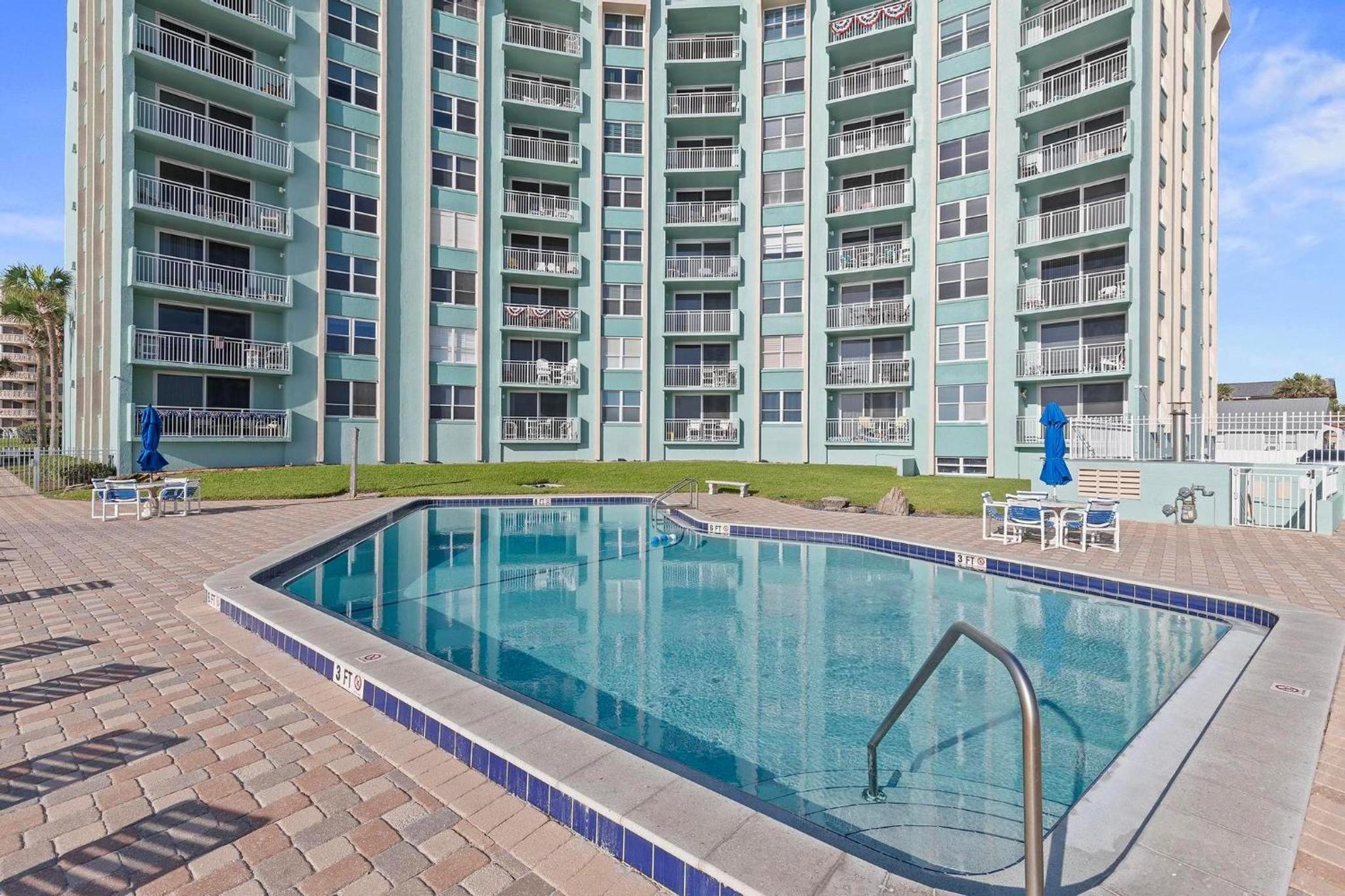 Coronado Towers 104