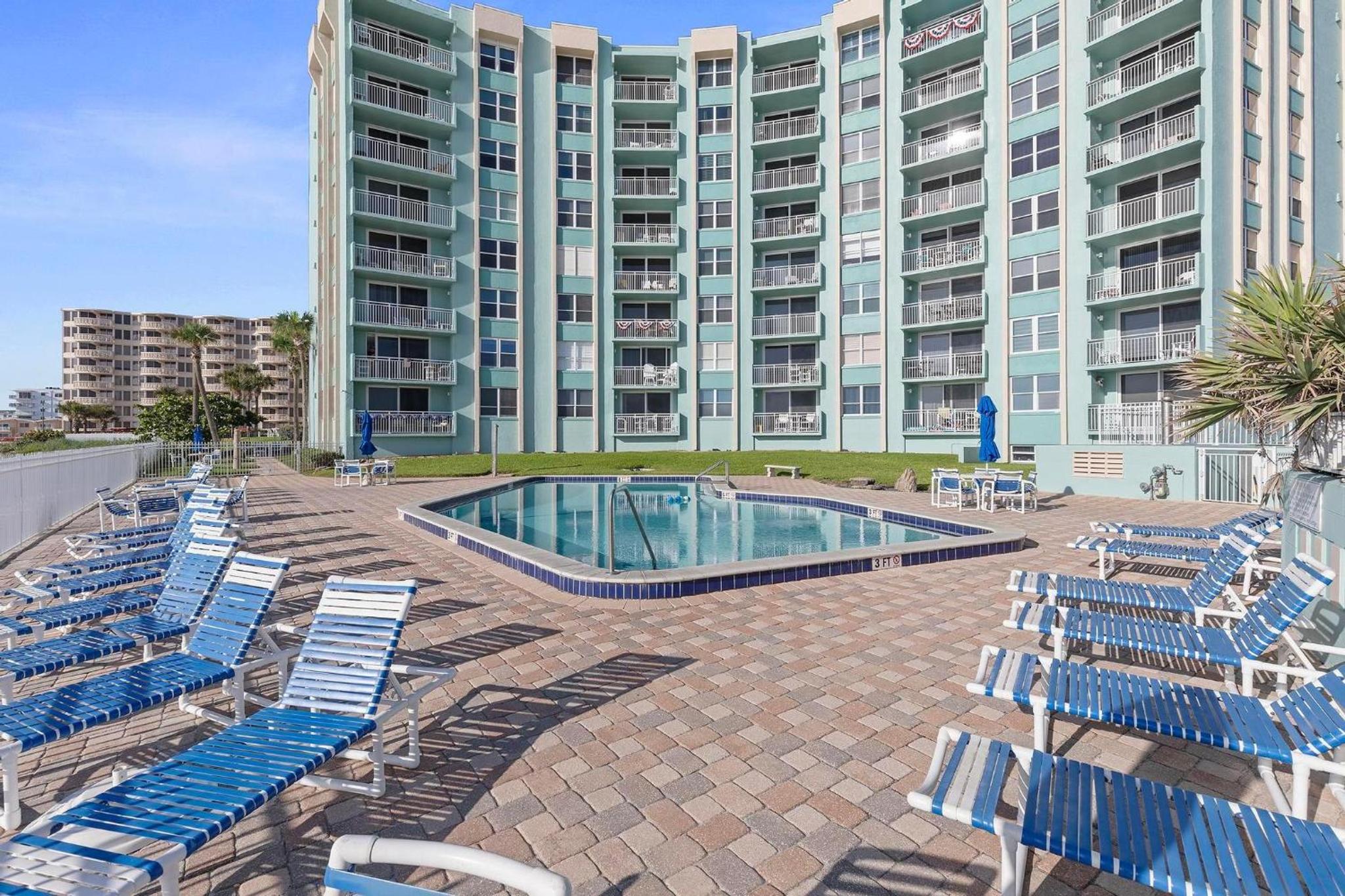 Coronado Towers 104