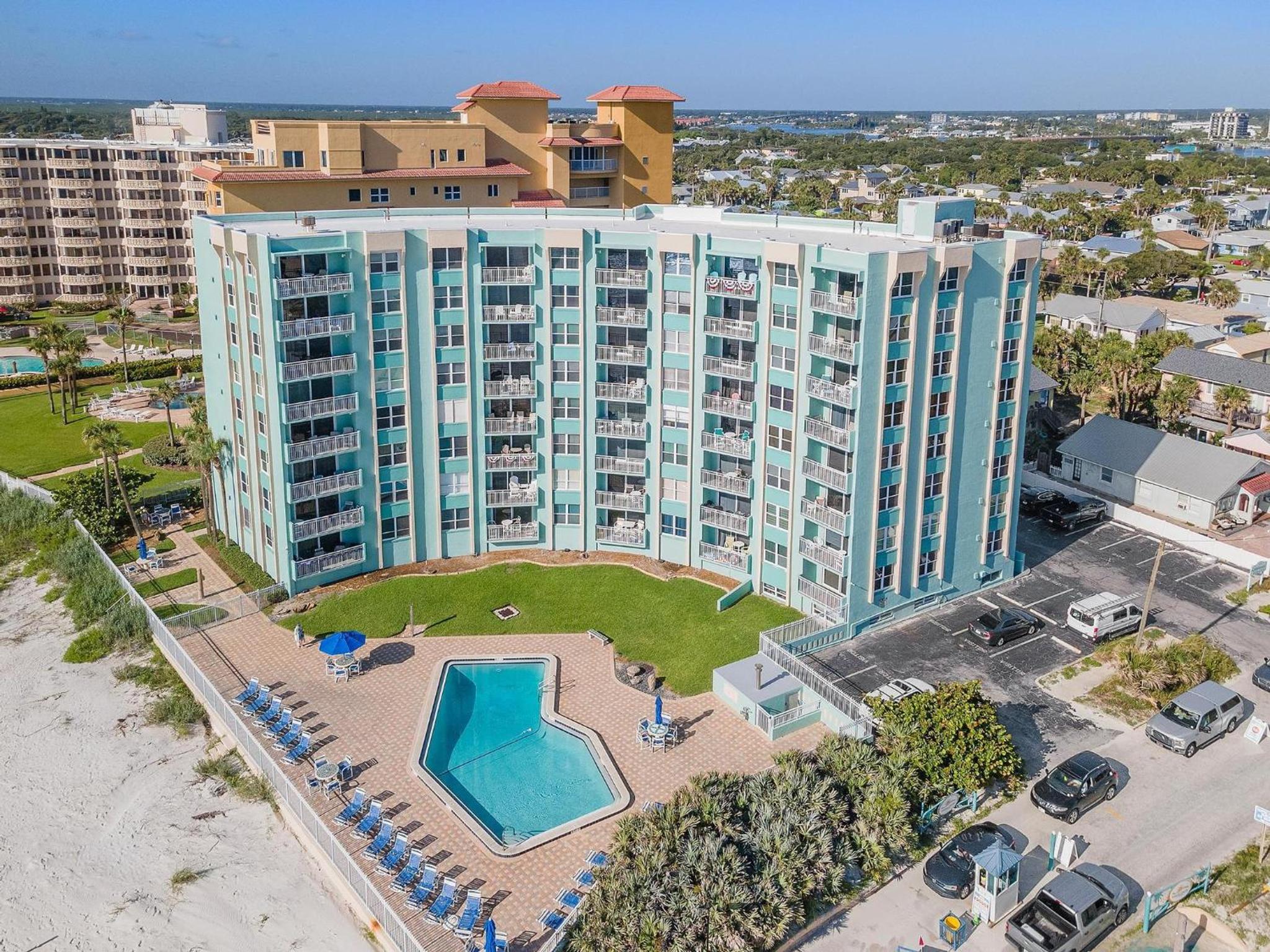Coronado Towers 104