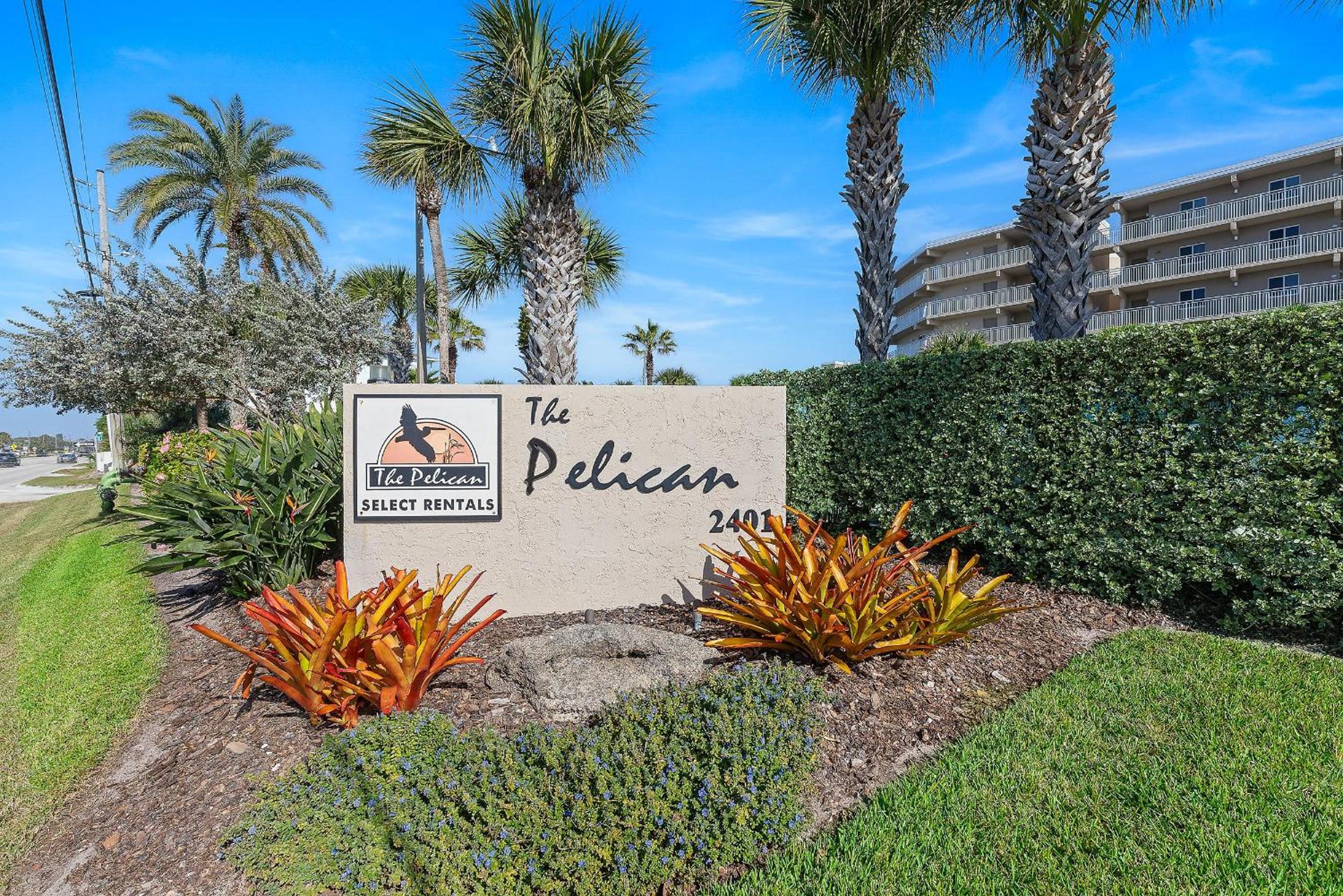 Pelican A403