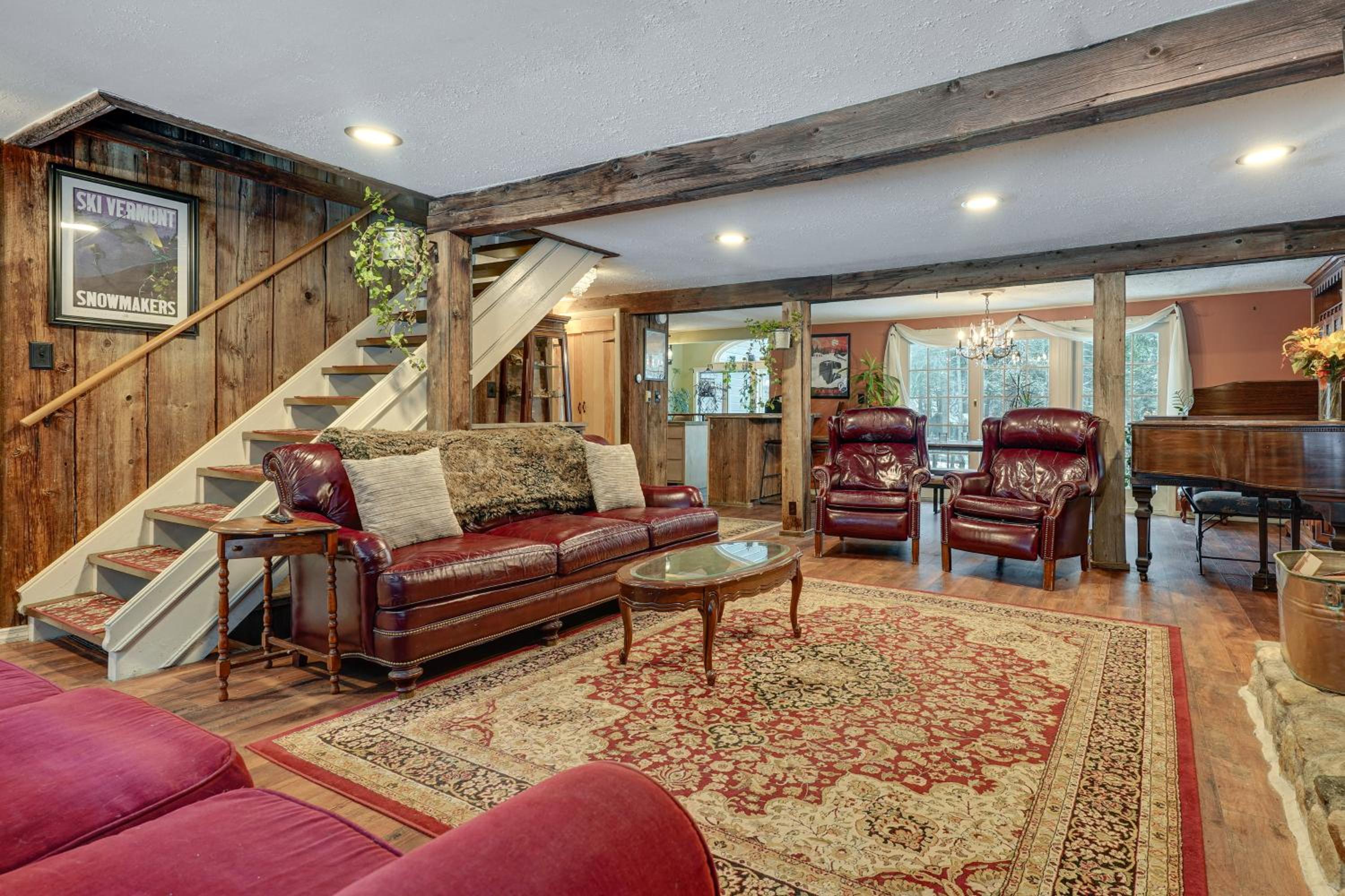 3 Mi to Mount Snow Spacious West Dover Home