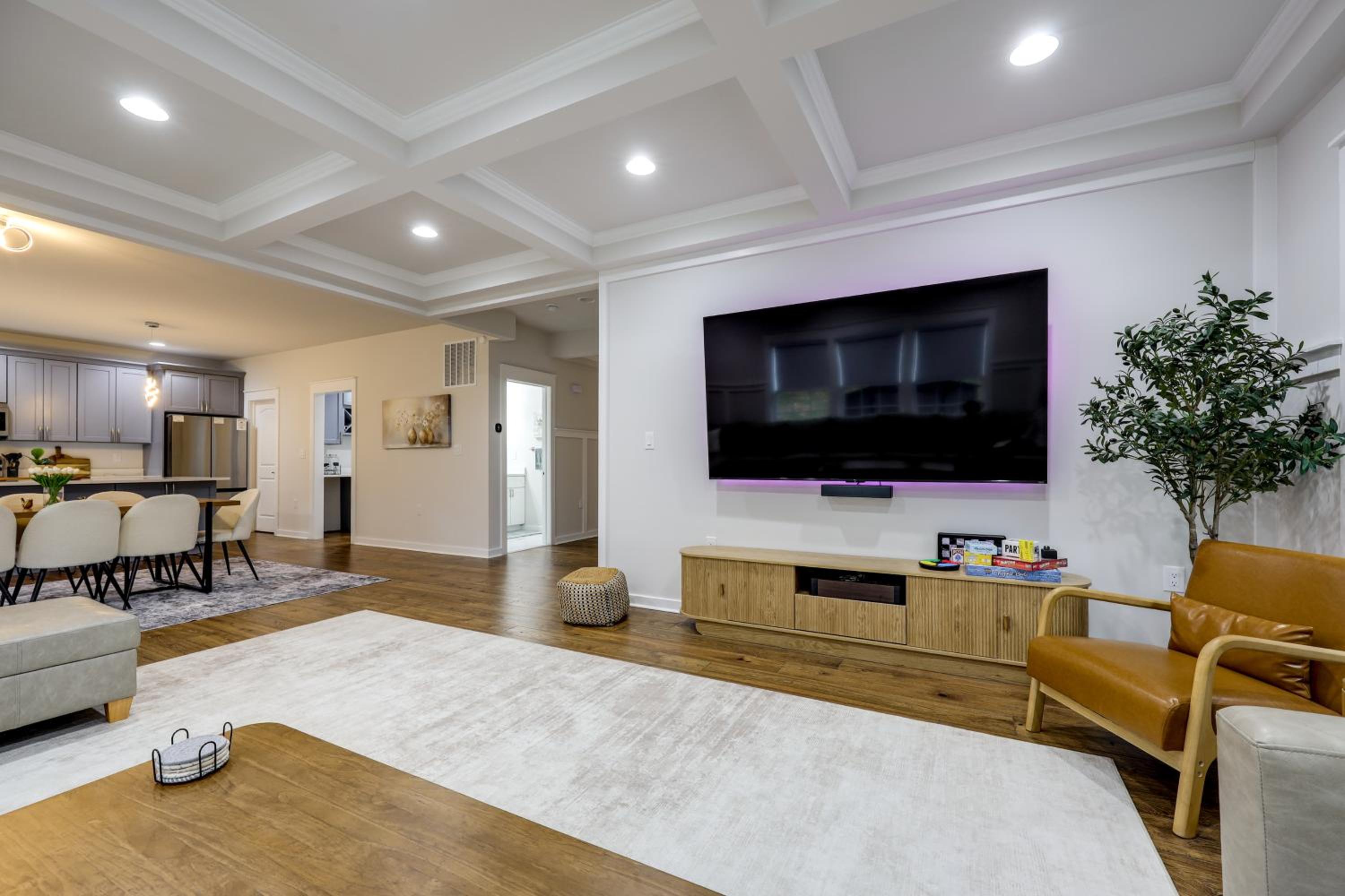1 Mile to Quantico 5BR Home with Game Room!