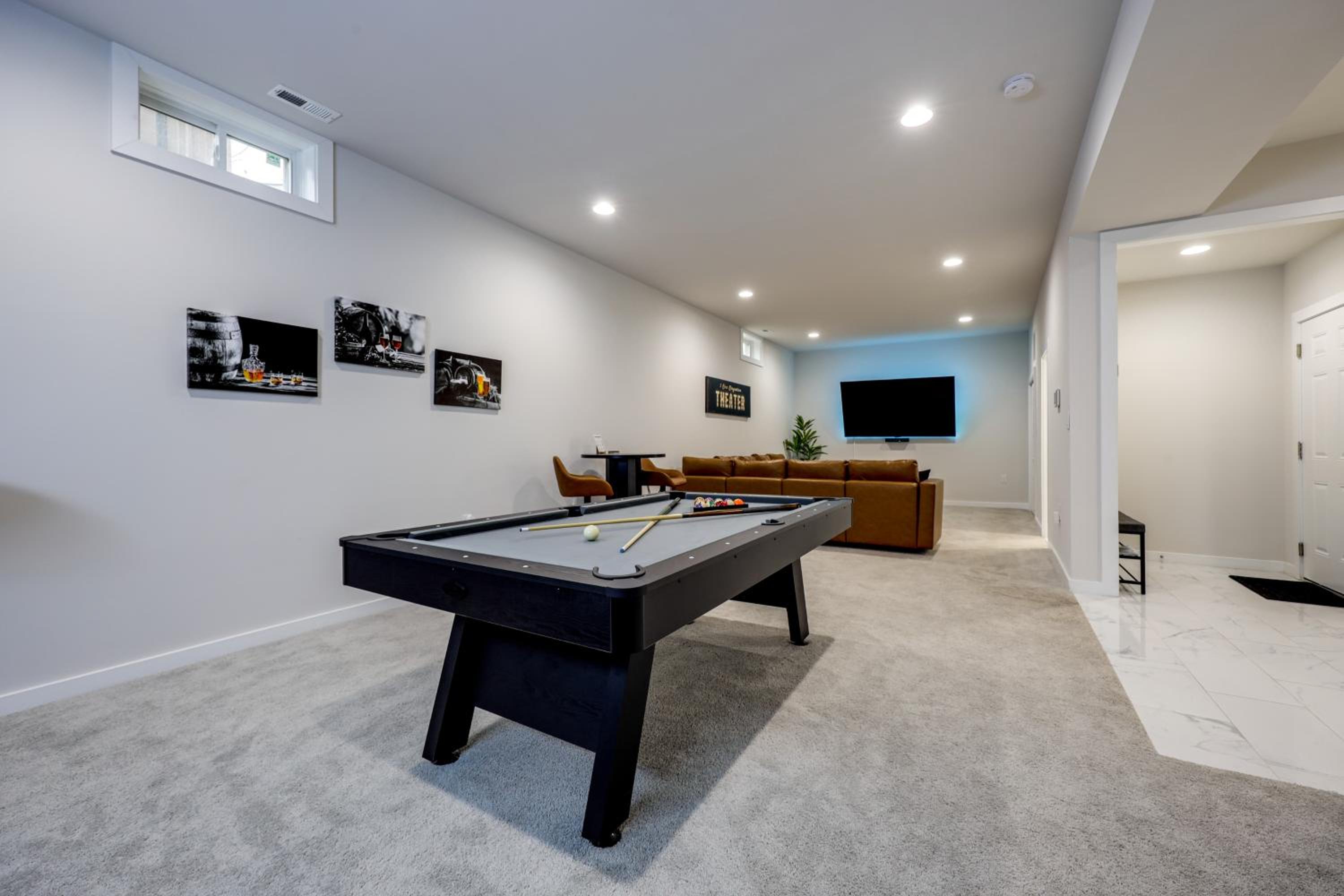 1 Mile to Quantico 5BR Home with Game Room!